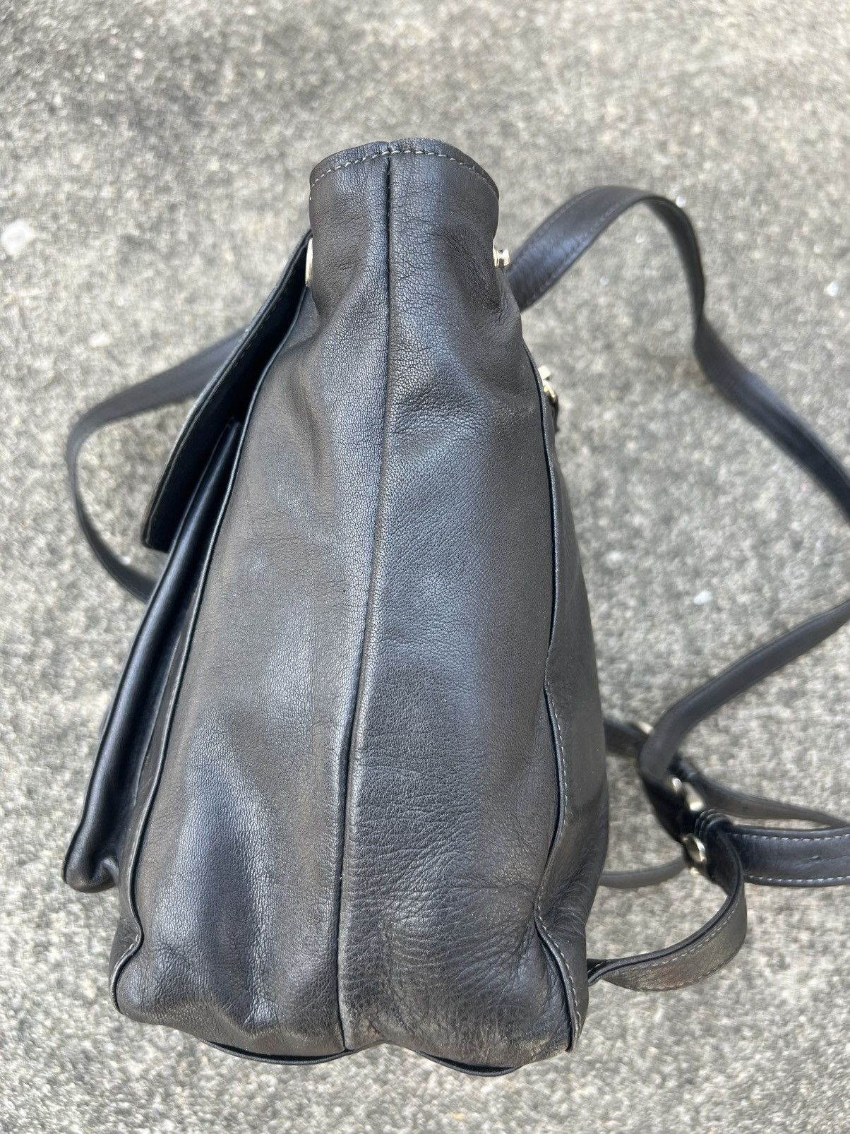 Leather Vintage 80s 90s Norma Kamali Patina Black Leather Backpack Size ONE SIZE - 8 Thumbnail