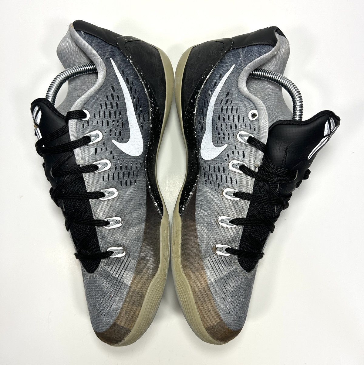 Nike Nike Kobe 9 EM Low ‘Metallic Silver’ Shoes Size: 10.5 M Size US 10.5 / EU 43-44 - 3 Thumbnail