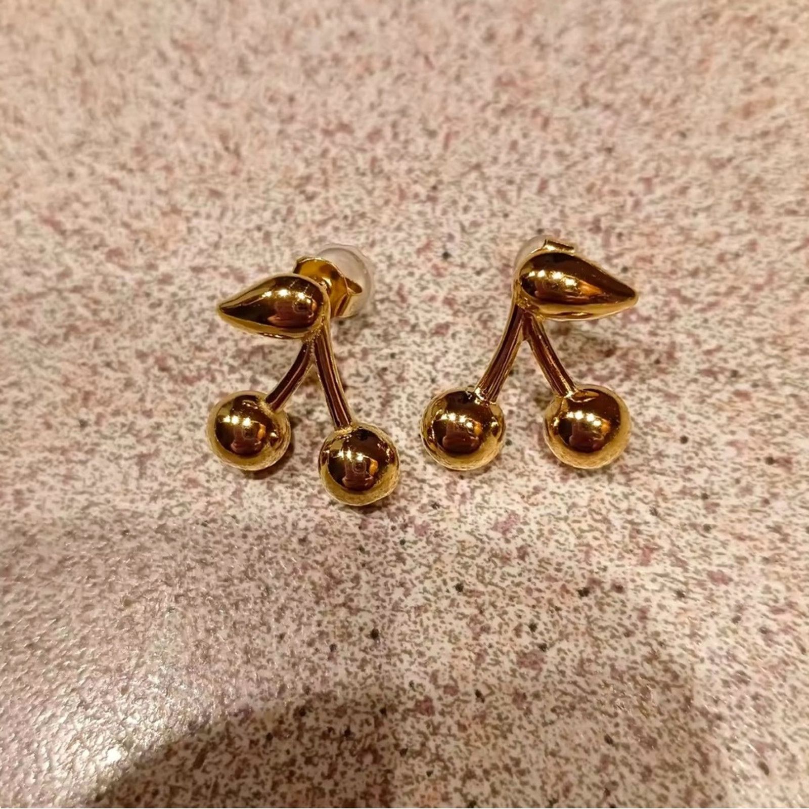Other 18k Gold Plated Cute Cherry Earrings Size ONE SIZE - 5 Thumbnail