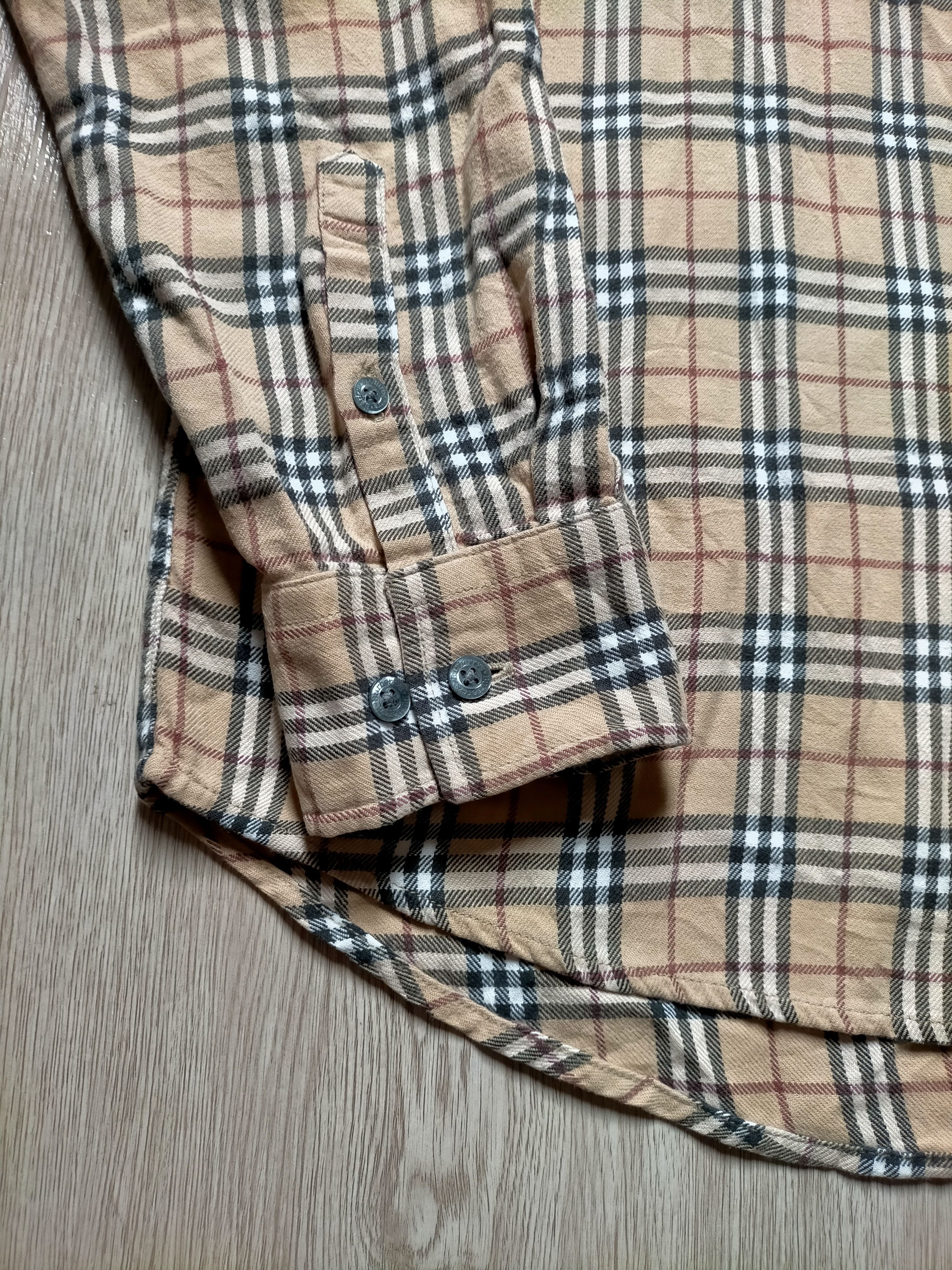 Burberry × Vintage Vintage Burberry Nova Check Shirt Button Ups Size US XL / EU 56 / 4 - 4 Thumbnail