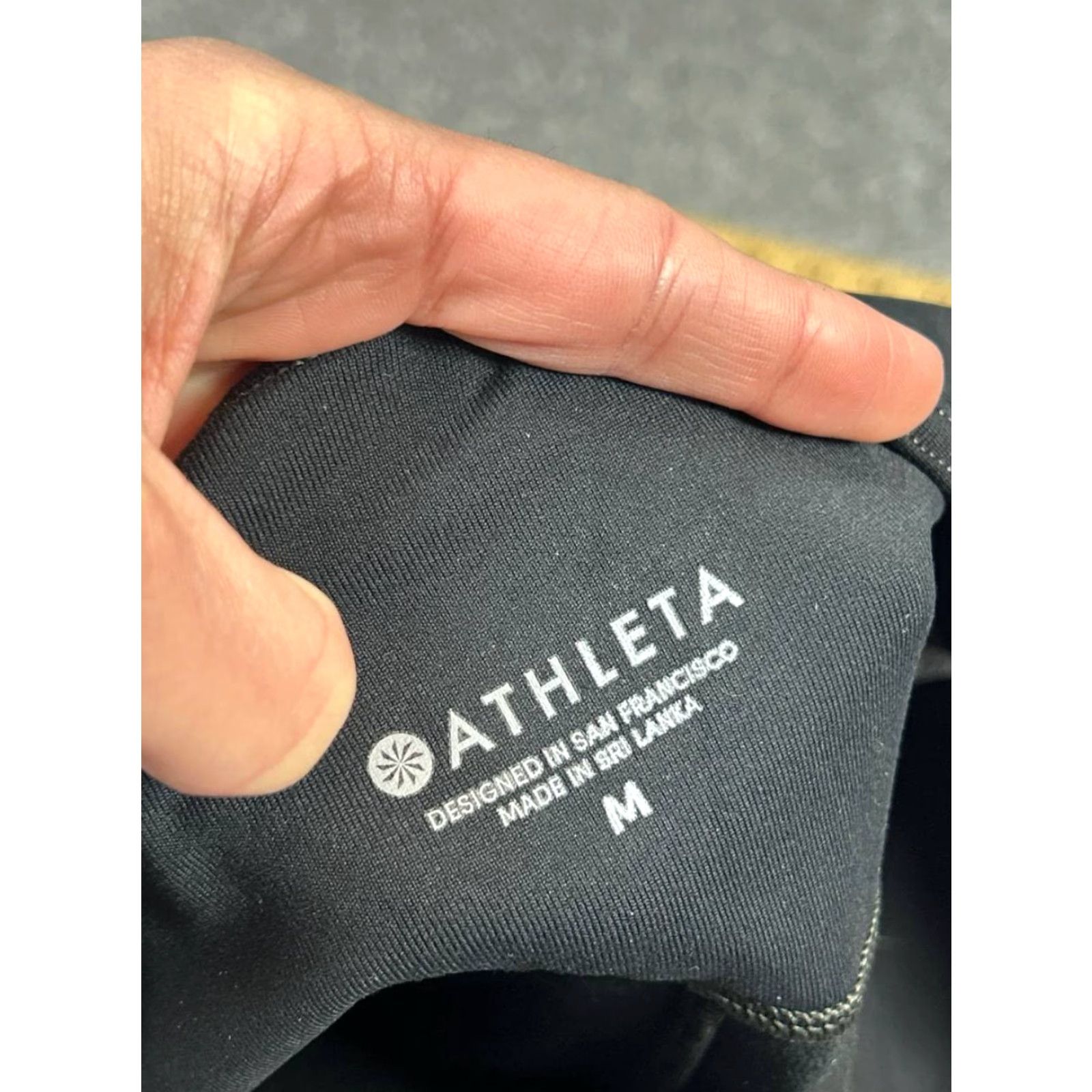 Athleta Athleta All Over Gleam Tight Legging Womens Medium Black High Rise Tapered Leg Size 32" / US 10 / IT 46 - 7 Thumbnail
