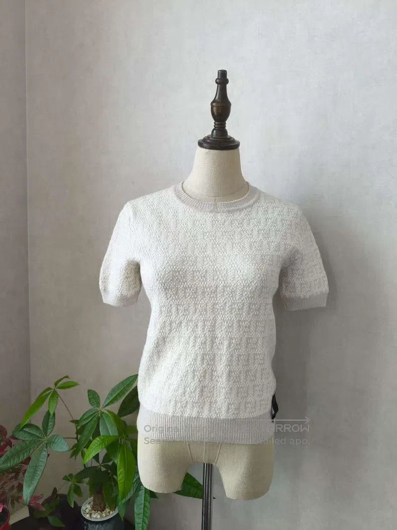 Fendi Fendi Short Sleeve Size M / US 6-8 / IT 42-44 - 1 Thumbnail