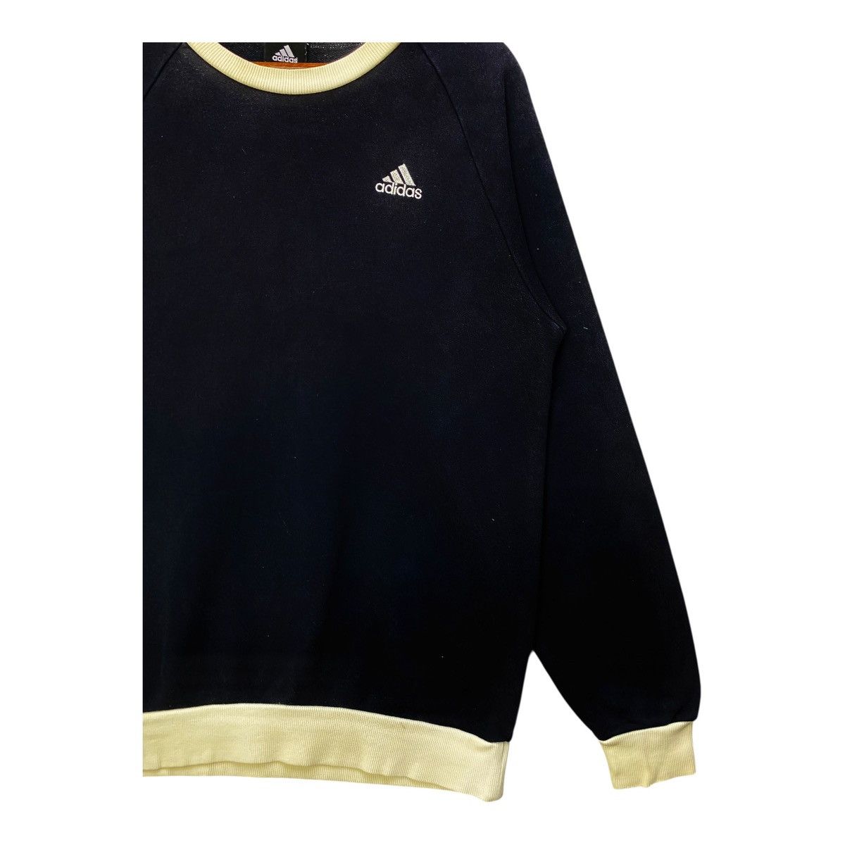 Adidas Vintage Adidas 3 Stripes Sweatshirt Jumper Crewneck Size L Size US L / EU 52-54 / 3 - 3 Thumbnail