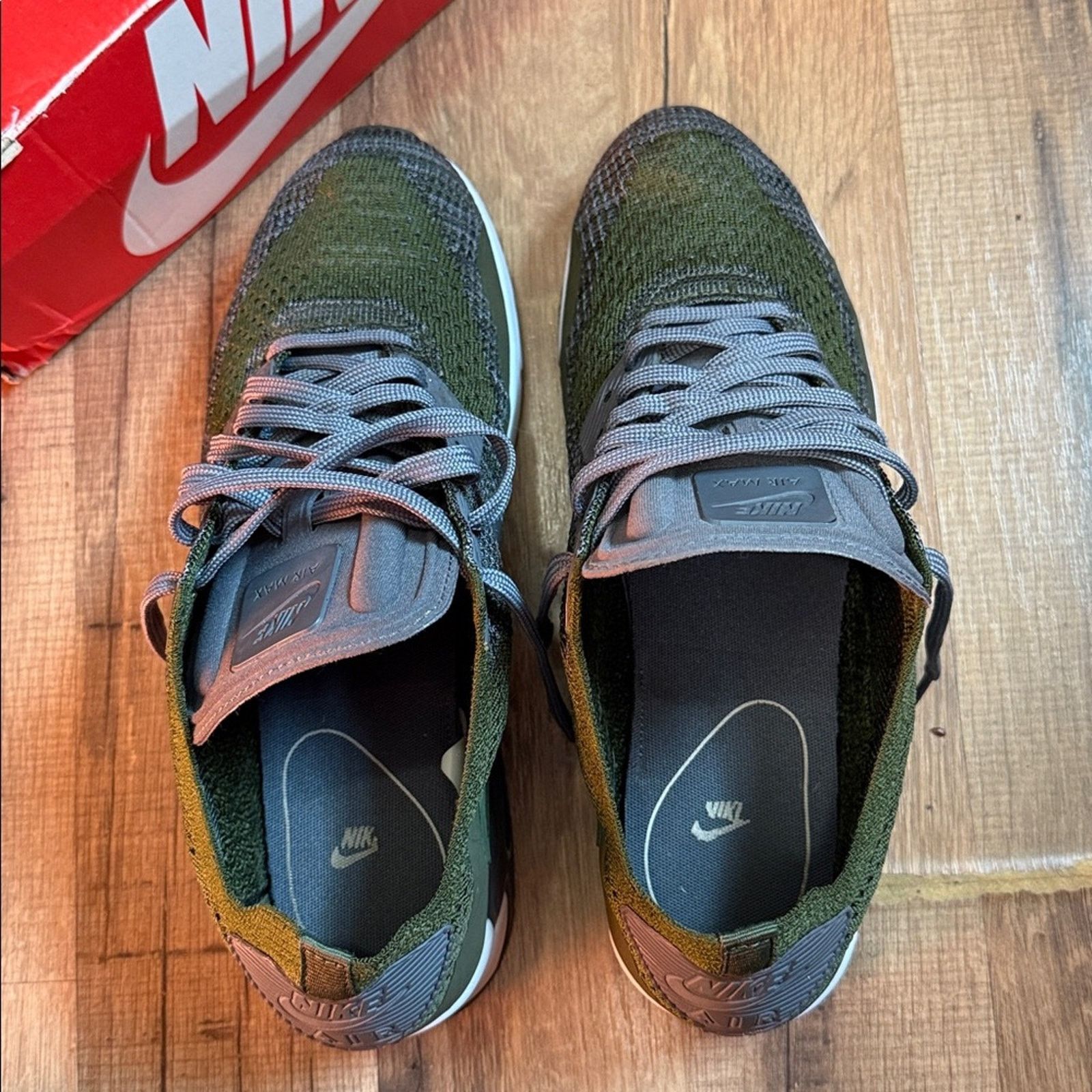 Nike 2016 Nike Air Max 90 Ultra 2.0 Flyknit 'Rough Olive Green' Size US 9 / EU 42 - 4 Thumbnail