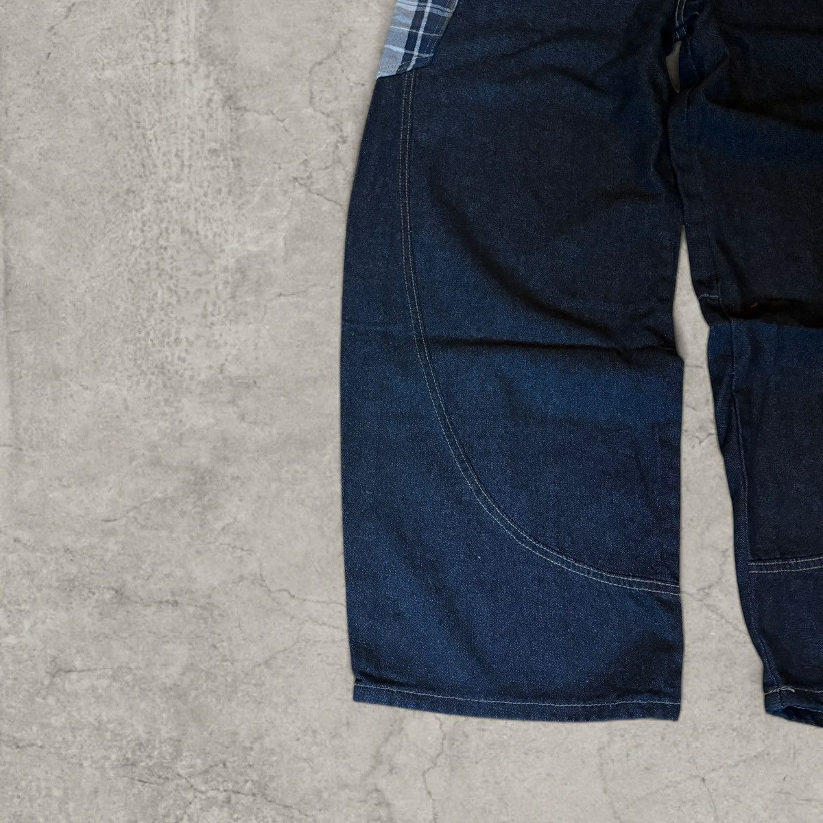 Japanese Brand Cool wide skater Japanese style jeans in navy blue. Size L Size US 34 / EU 50 - 4 Thumbnail