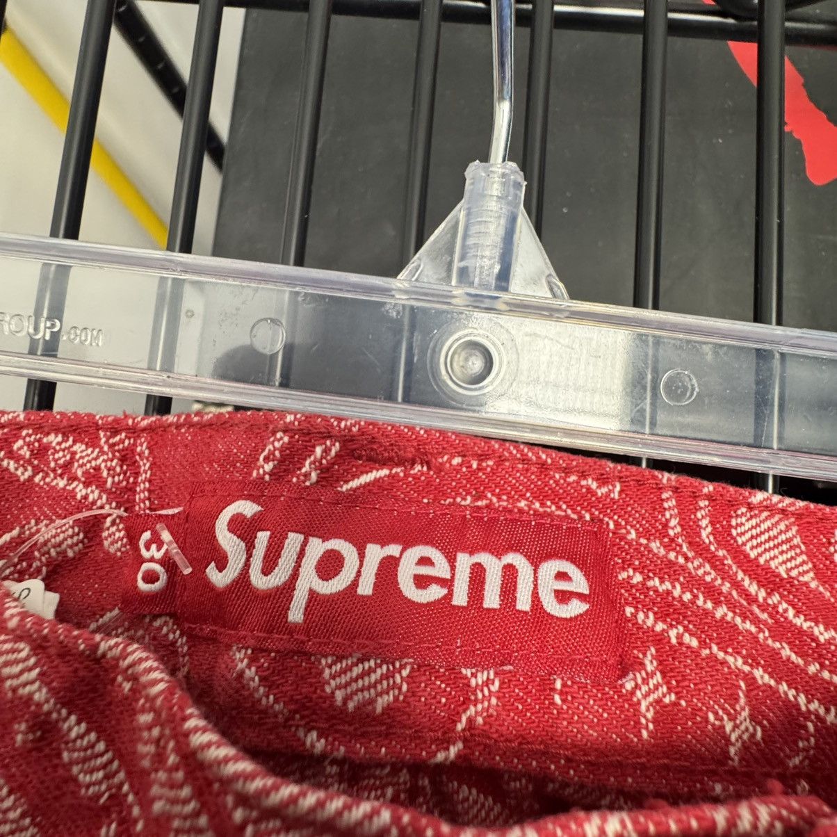 Supreme Supreme Bandana Jacquard Baggy Jean Red Size US 30 / EU 46 - 3 Thumbnail
