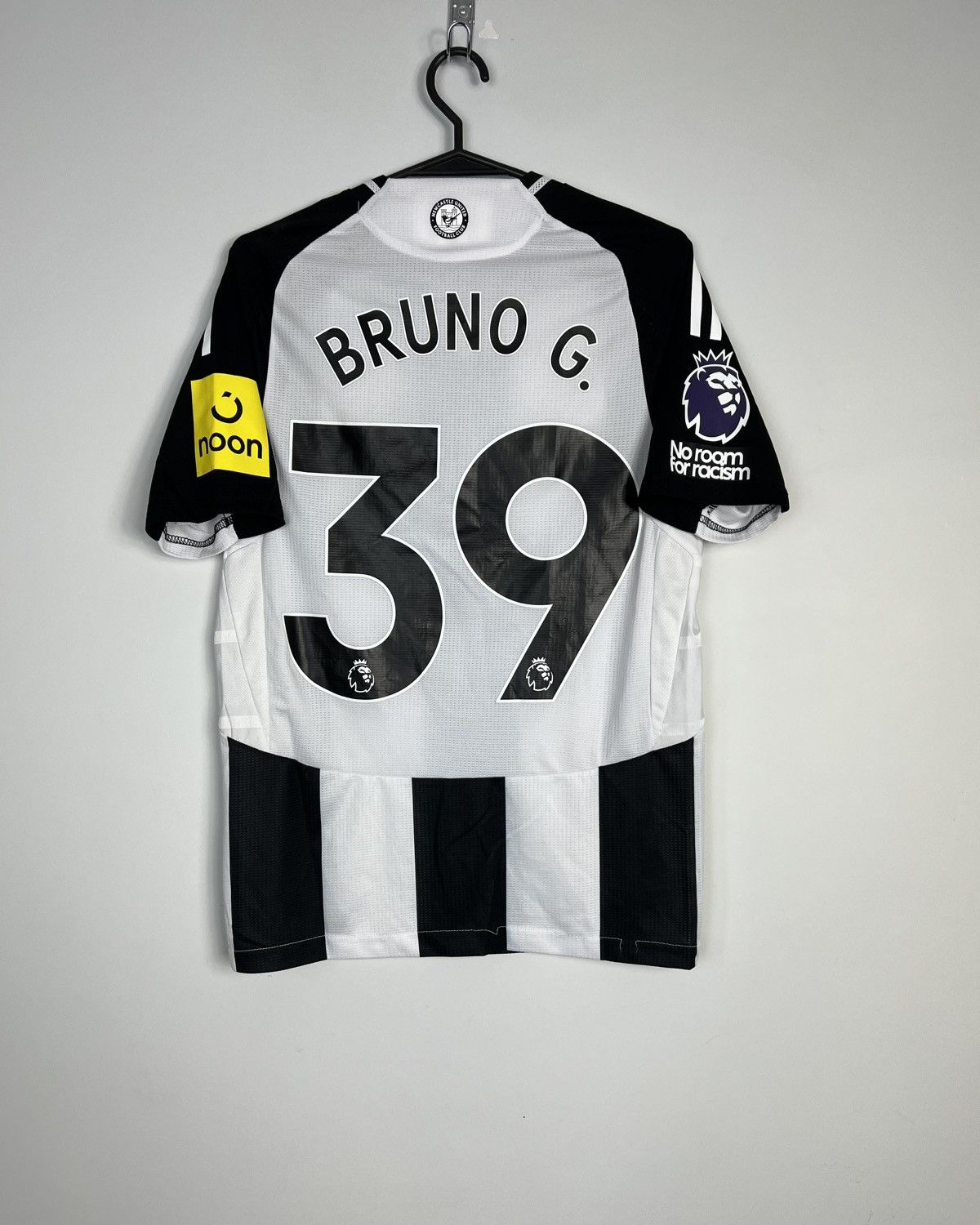 Adidas Adidas Newcastle United 2025 Bruno G. #39 Soccer Jersey Size US S / EU 44-46 / 1 - 3 Thumbnail