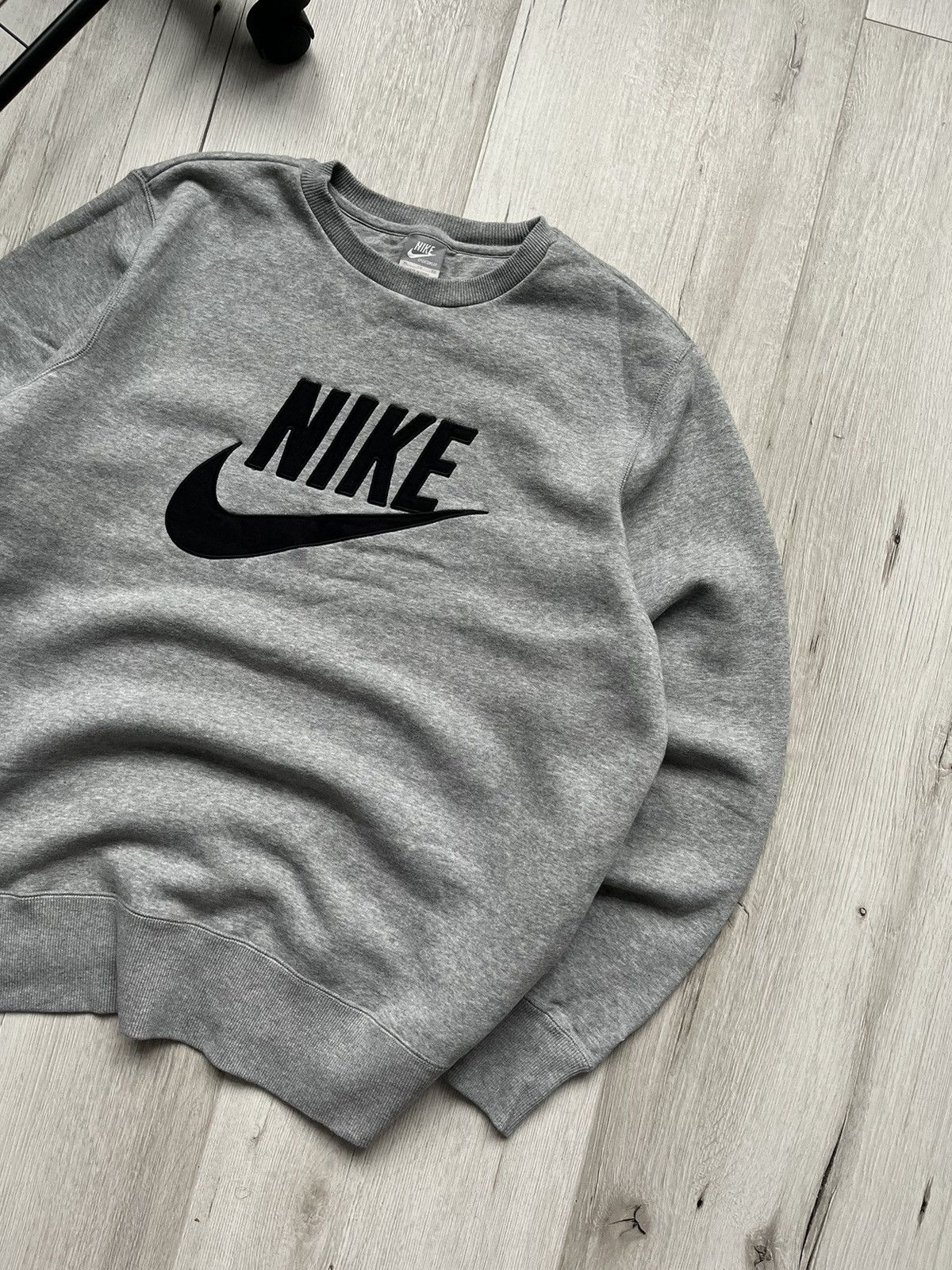 Nike × Vintage Vintage 90s Nike Big Swoosh Logo Grey Sweatshirt Y2K Size US XL / EU 56 / 4 - 2 Thumbnail