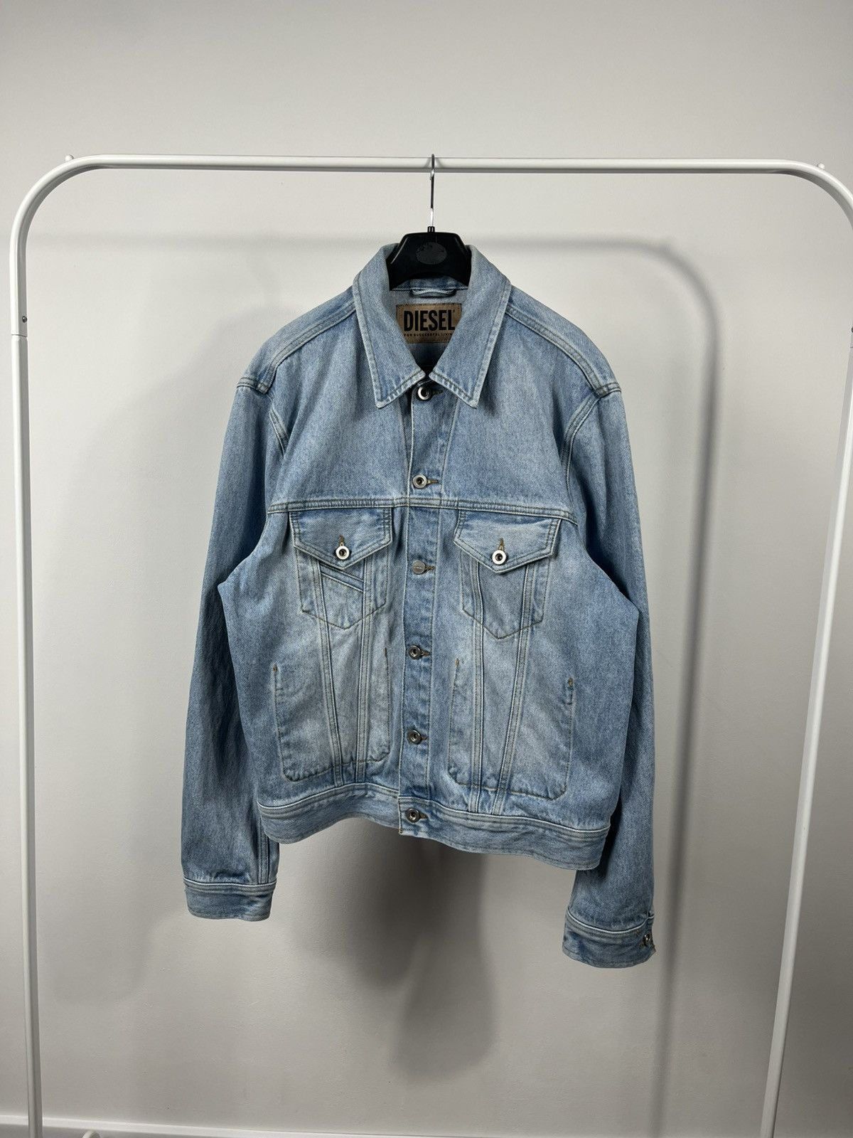 Diesel Diesel light blue denim trucker jacket size L classic fit Size US L / EU 52-54 / 3 - 1 Thumbnail