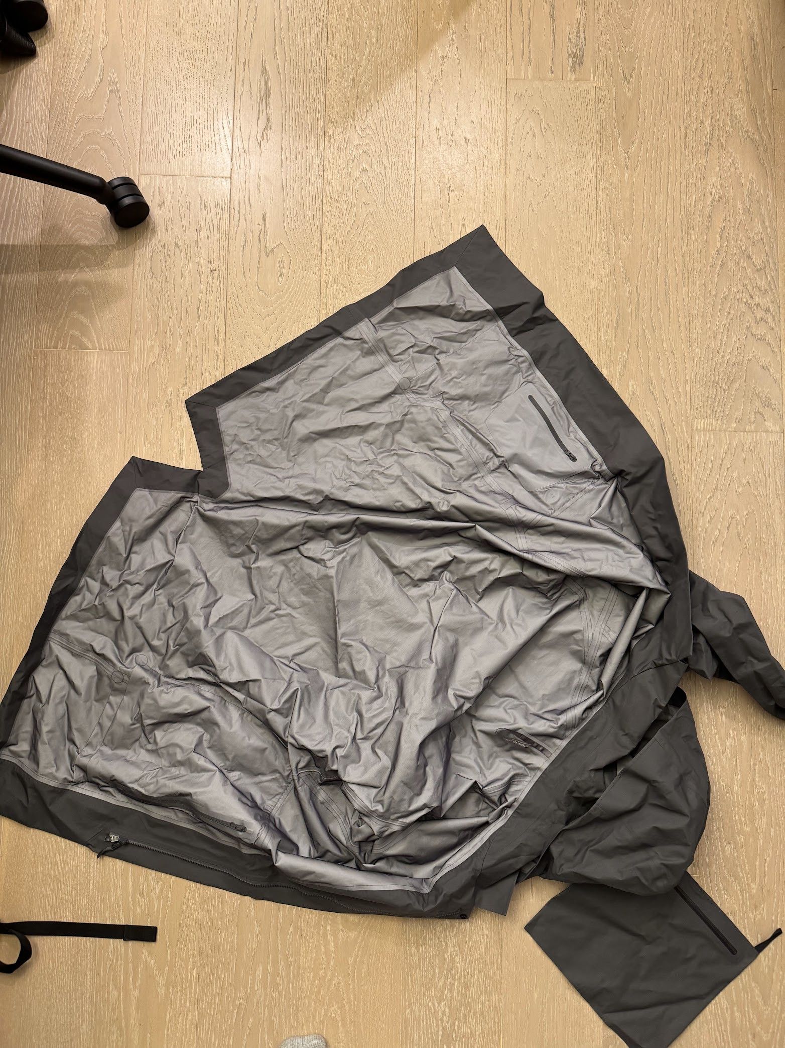 Veilance Partition LT Size US L / EU 52-54 / 3 - 5 Thumbnail