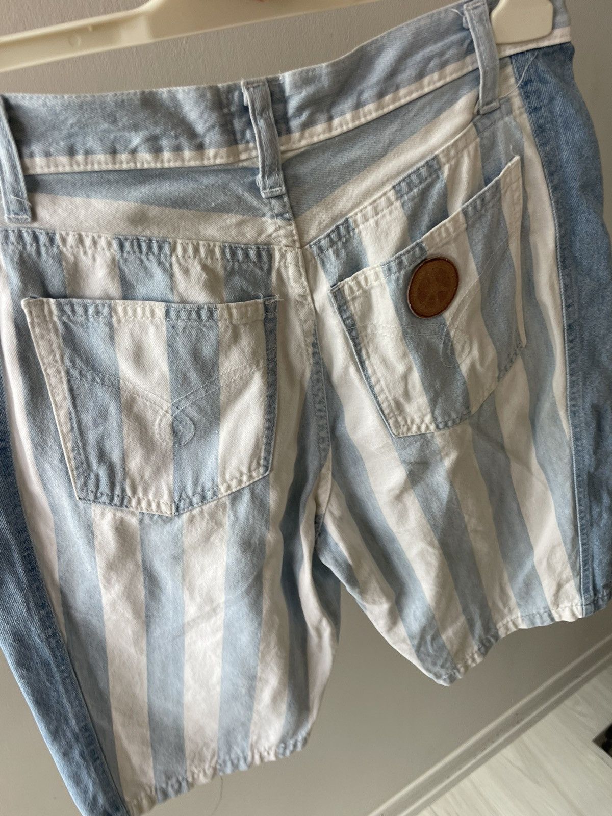 Moschino Moschino capri Size 25" / US 0 / IT 36 - 12 Thumbnail