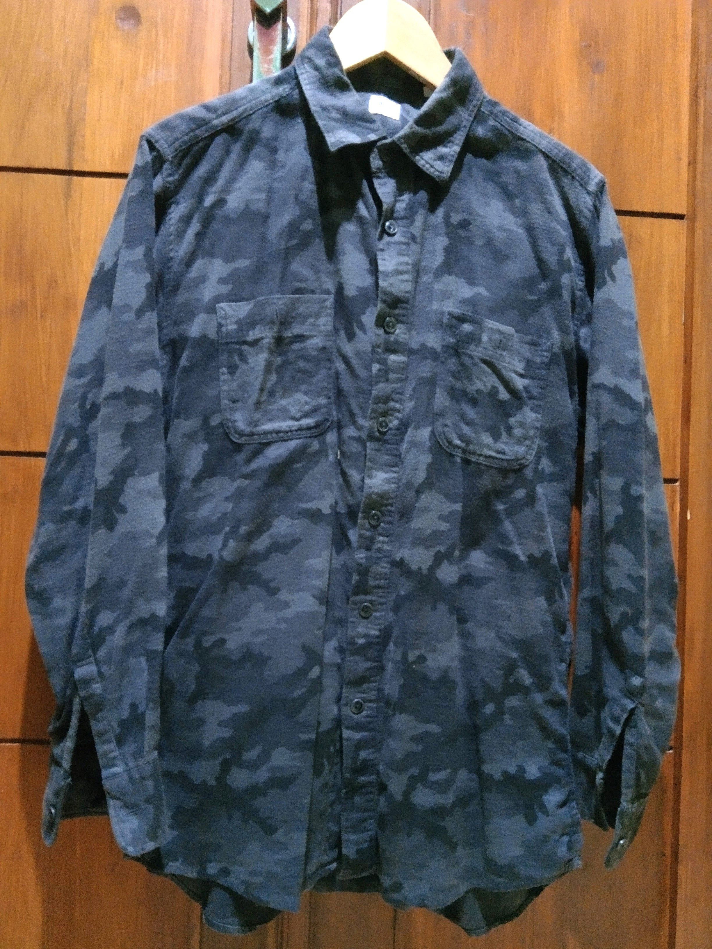 Uniqlo × Vintage UNIQLO camo shirt Size US L / EU 52-54 / 3 - 1 Thumbnail