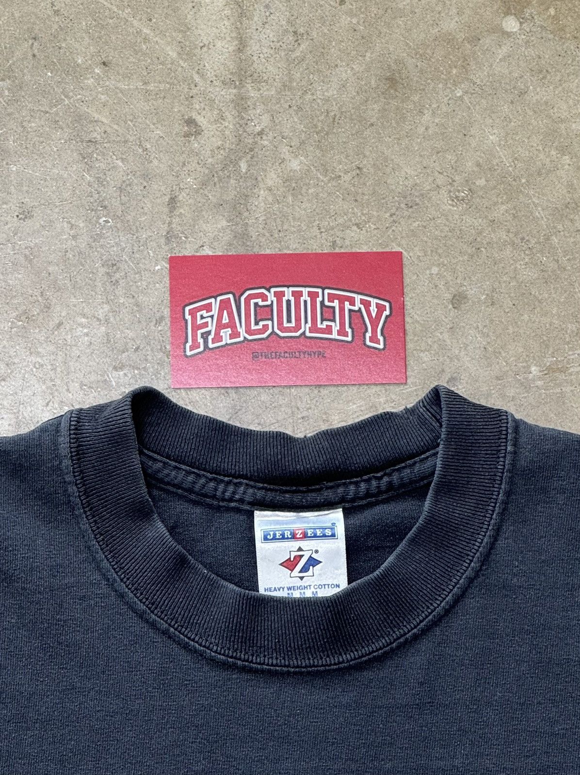 Jerzees Vintage Nintendo Donkey Kong Rock the Classics Tee Medium Size US M / EU 48-50 / 2 - 3 Thumbnail