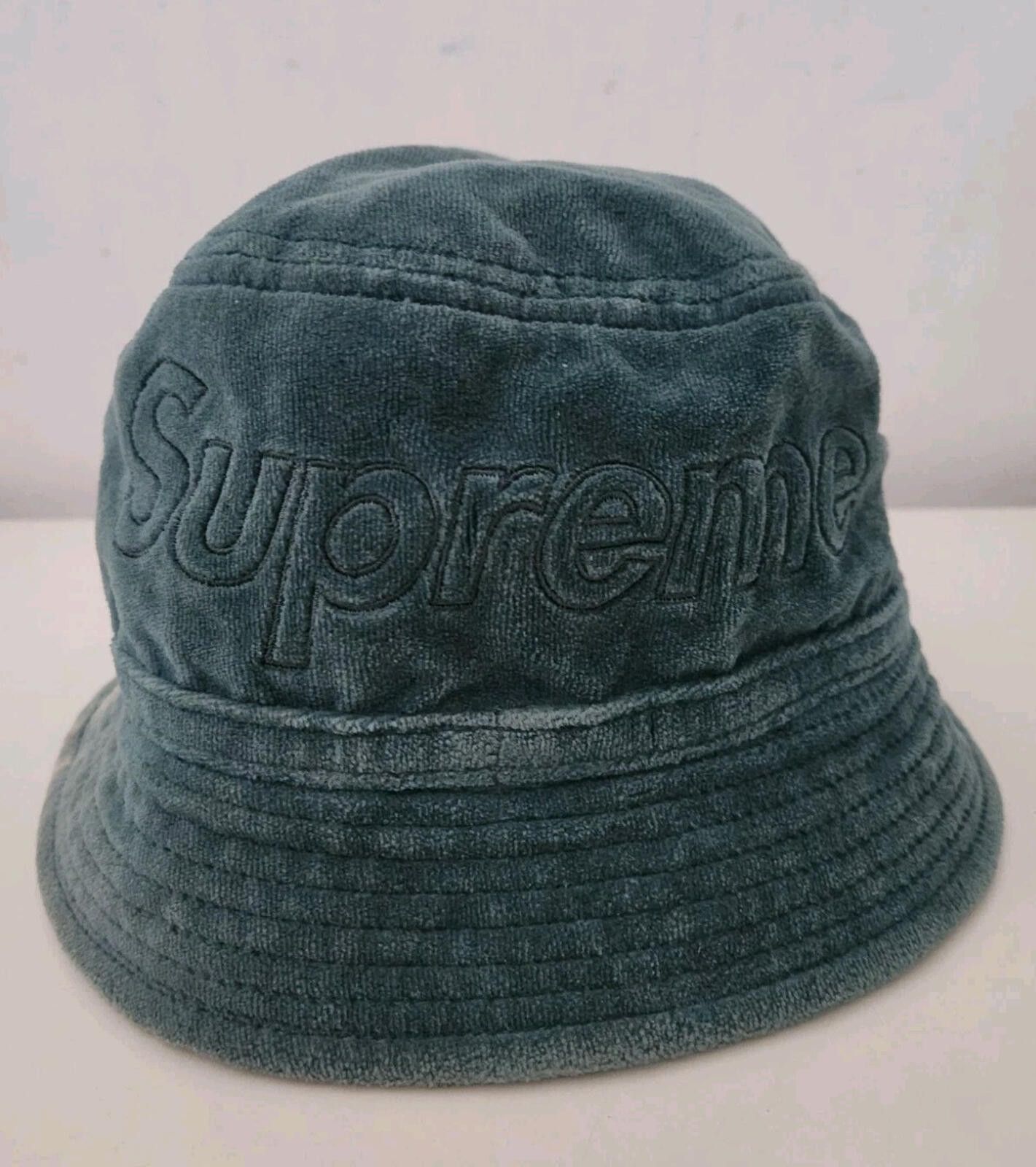 New York Yankees × Supreme Supreme Yankees bucket hat | Grailed
