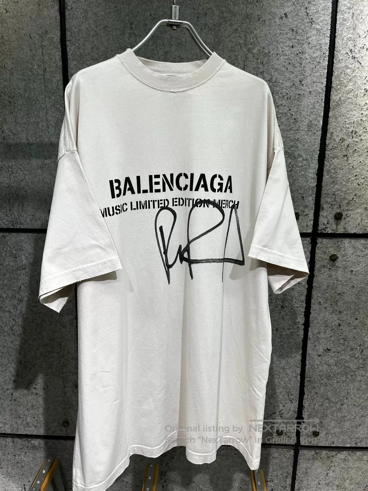Balenciaga Balenciaga Rupaul Loose Short-Sleeve Top. Size US M / EU 48-50 / 2 - 1 Thumbnail