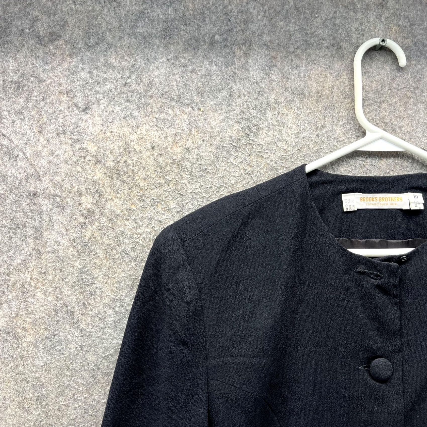 Brooks Brothers VINTAGE Brooks Brothers Blazer Womens 10 Black Collarless Button Front Suit Jacket Lined Size L / US 10 / IT 46 - 7 Thumbnail