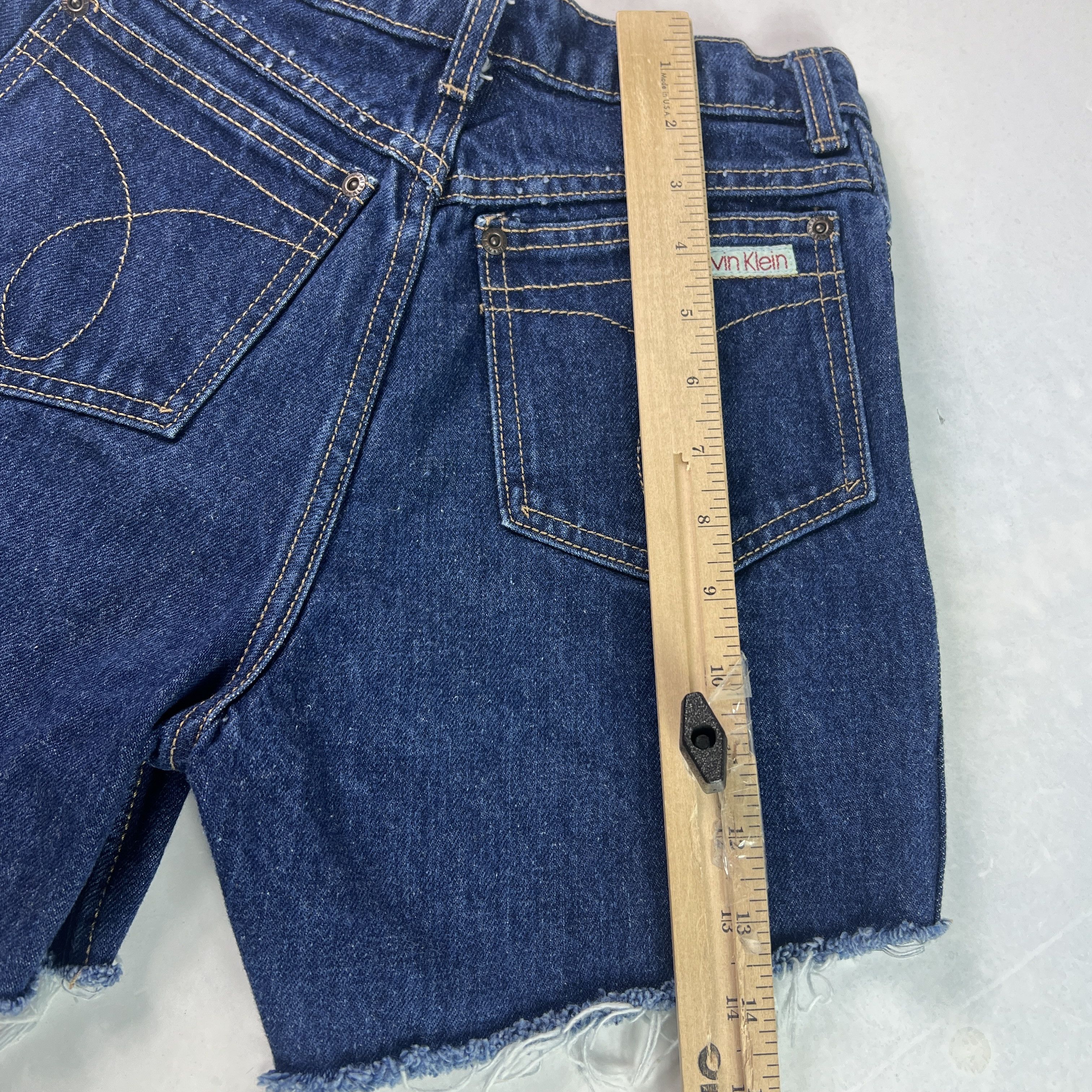 Calvin Klein VTG 80s Calvin Klein Shorts High Rise Cut Off Denim Jorts Size 25" / US 0 / IT 36 - 11 Thumbnail