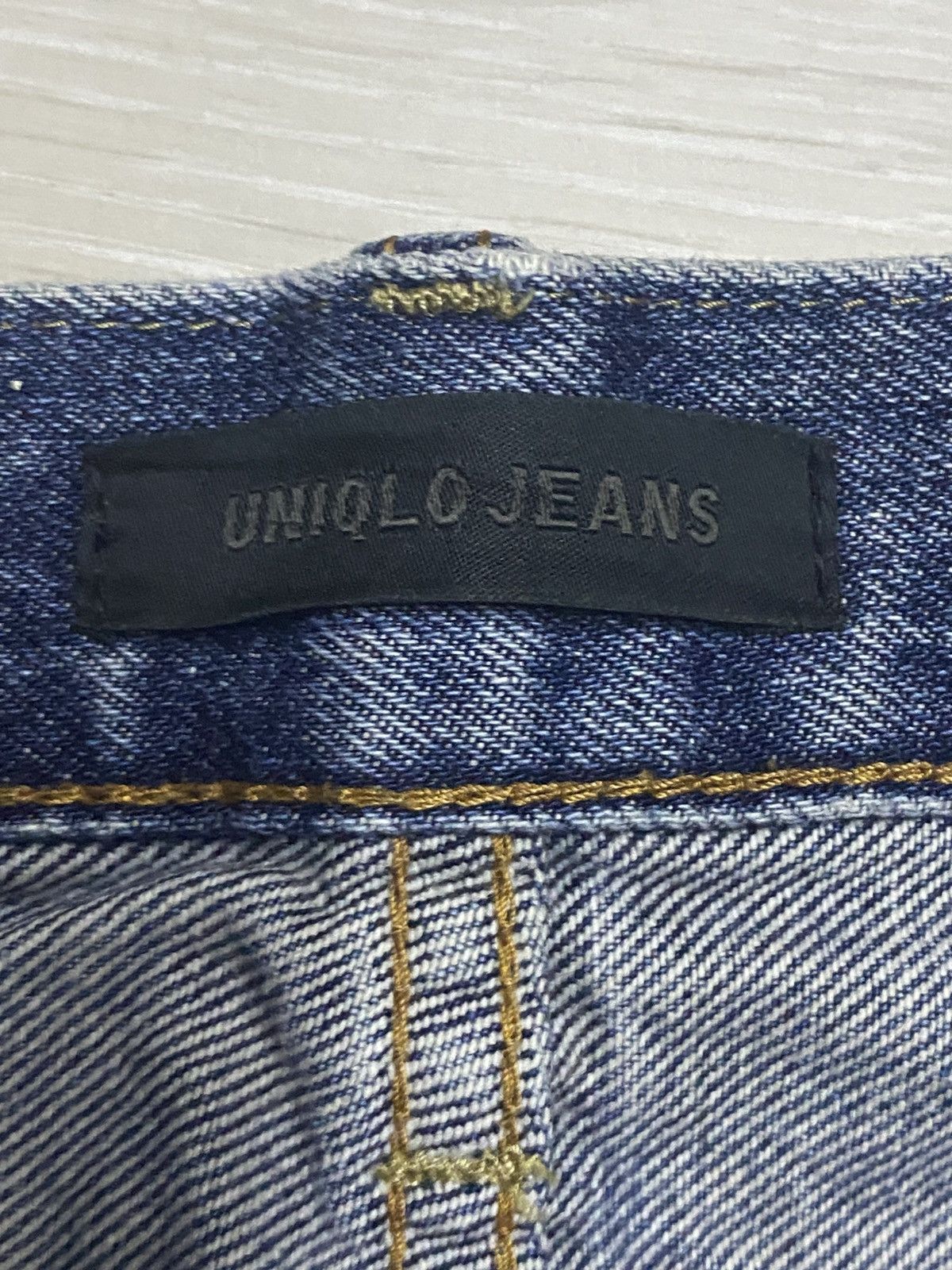 Uniqlo Vintage Japanese Brand Uniqlo Blue Wash Distressed Jeans Size US 35 - 9 Thumbnail