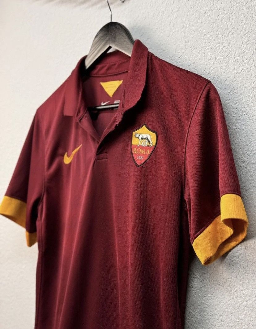 Nike Nike AS ROMA 2014-15 Home Football Jersey Size US S / EU 44-46 / 1 - 2 Thumbnail