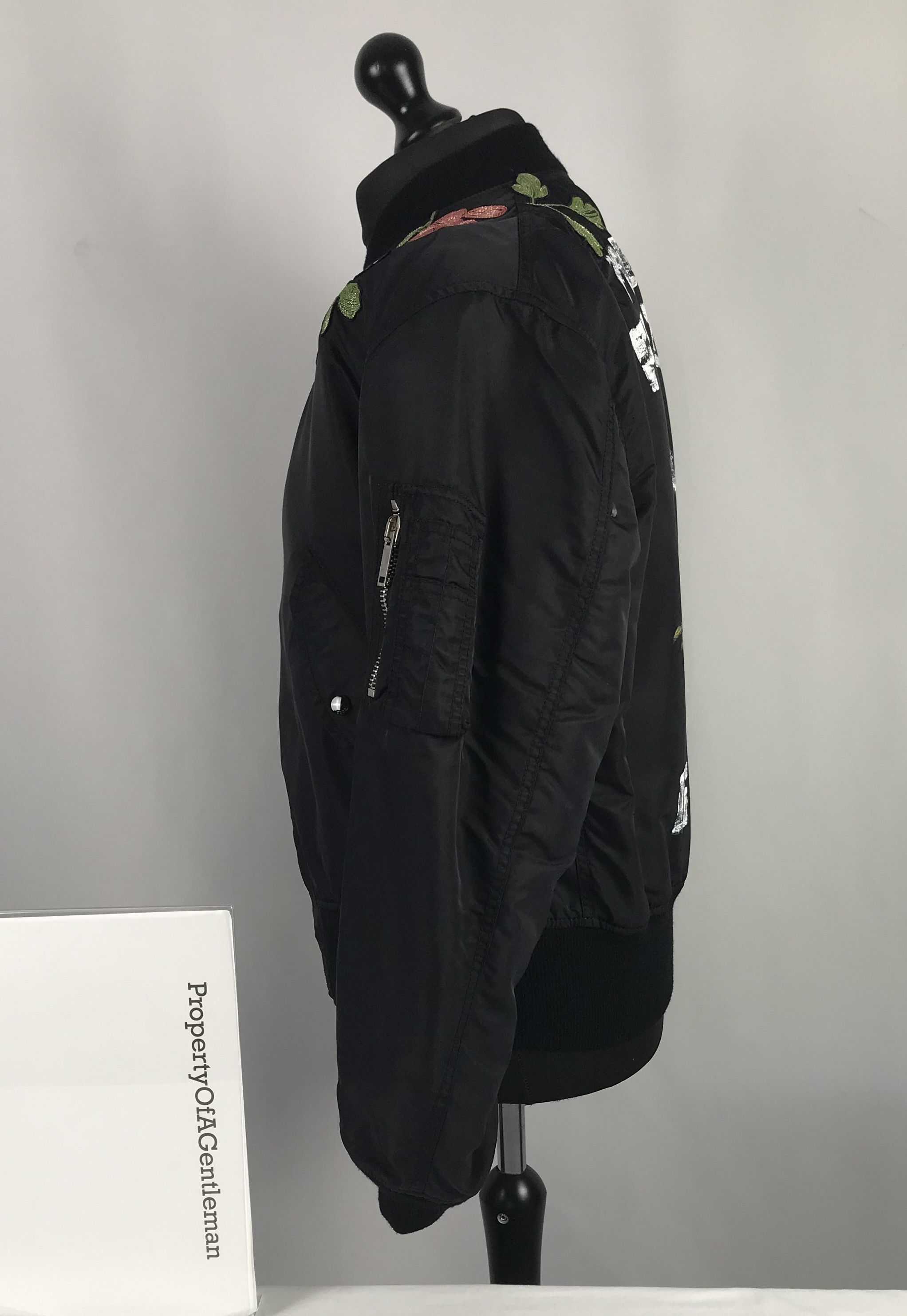 Gucci Gucci Jacket With Rose Embroidery & Painted Dragon Size US M / EU 48-50 / 2 - 14 Thumbnail