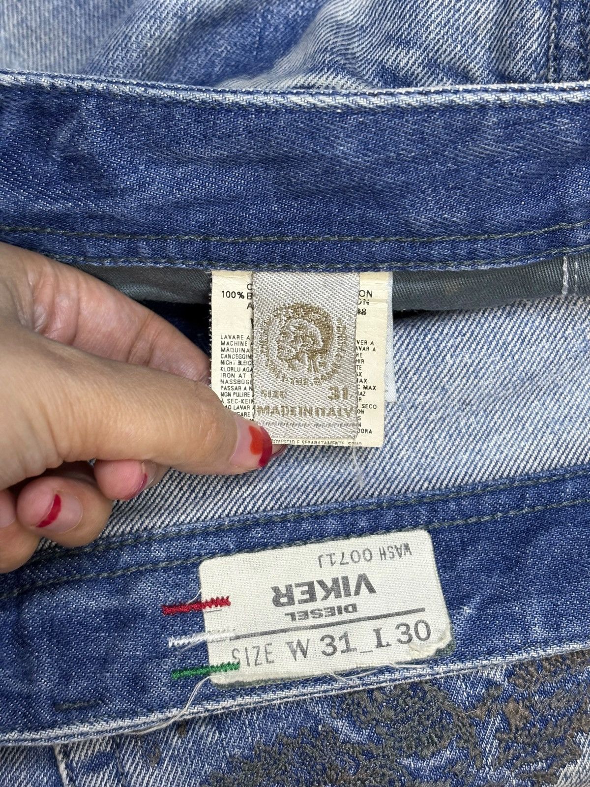 Diesel × Diesel Black Gold Vintage Diesel Viker Faded Wash Embroidered Baggy Jeans Size US 34 / EU 50 - 9 Thumbnail