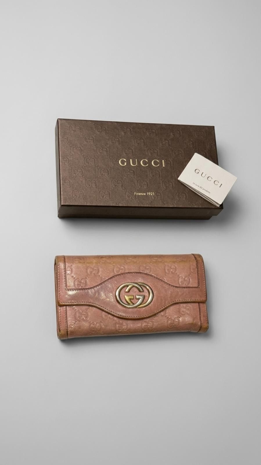 Gucci Gucci - Vintage Pink Leather Wallet with GG Logo Size ONE SIZE - 1 Thumbnail