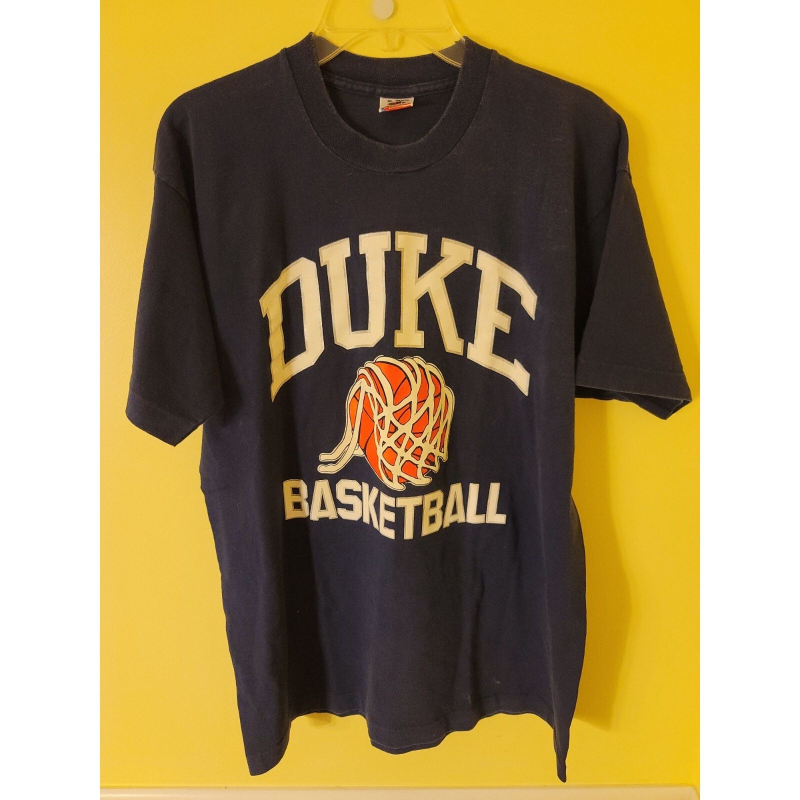 Fruit Of The Loom Vintage Duke Basketball T-Shirt XL Navy 90s Single Stitch Size US XL / EU 56 / 4 - 1 Thumbnail