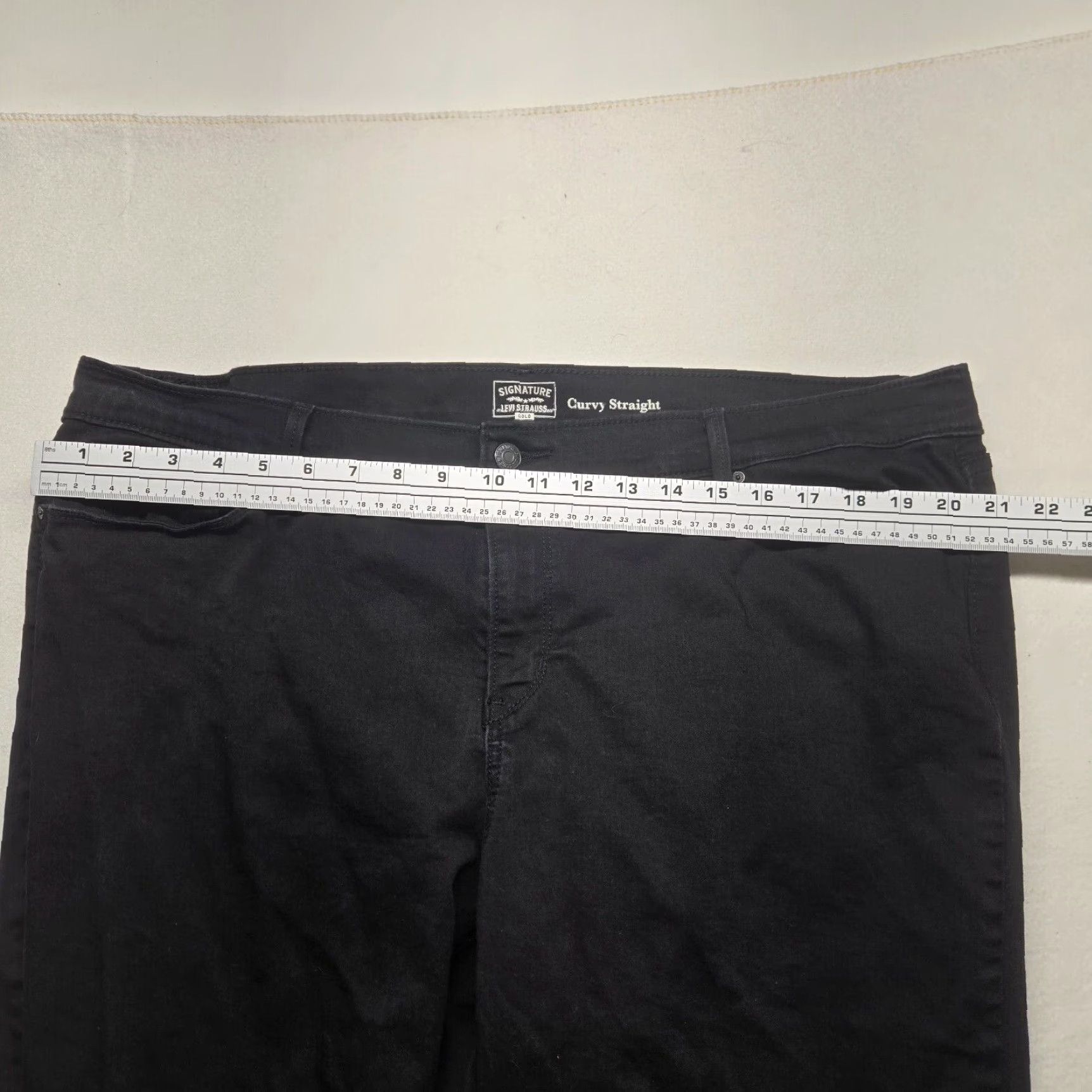 Levi's Levi's Signature Black High-Rise Curvy Straight Denim Jeans Adult Women's 24L Size 42" / US 20 - 6 Thumbnail