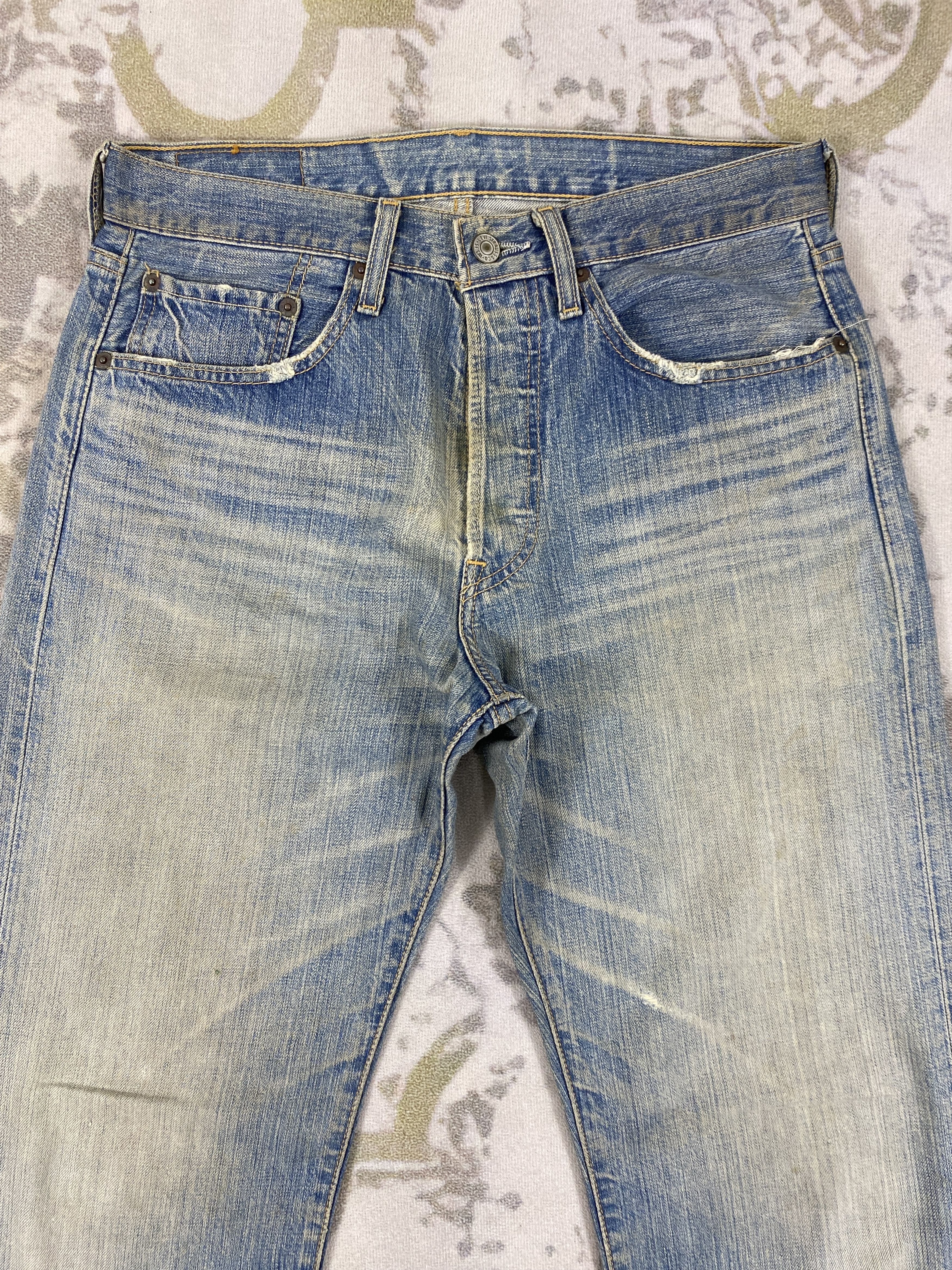 Levi's Distressed Blue Vintage Levi's 501 Jeans 32x31 Denim JN3482 Size US 32 / EU 48 - 3 Thumbnail