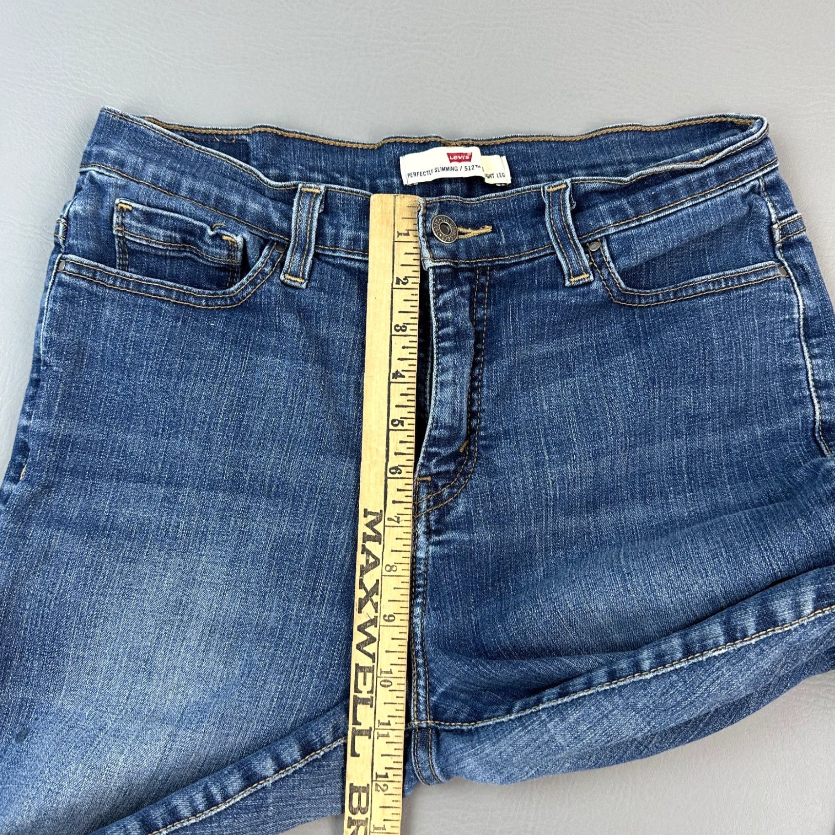 Levi's Levis 512 Jeans Women’s 12M 30x31 Blue Slimming Straight Leg Studded Size 34" / US 12 / IT 48 - 5 Thumbnail