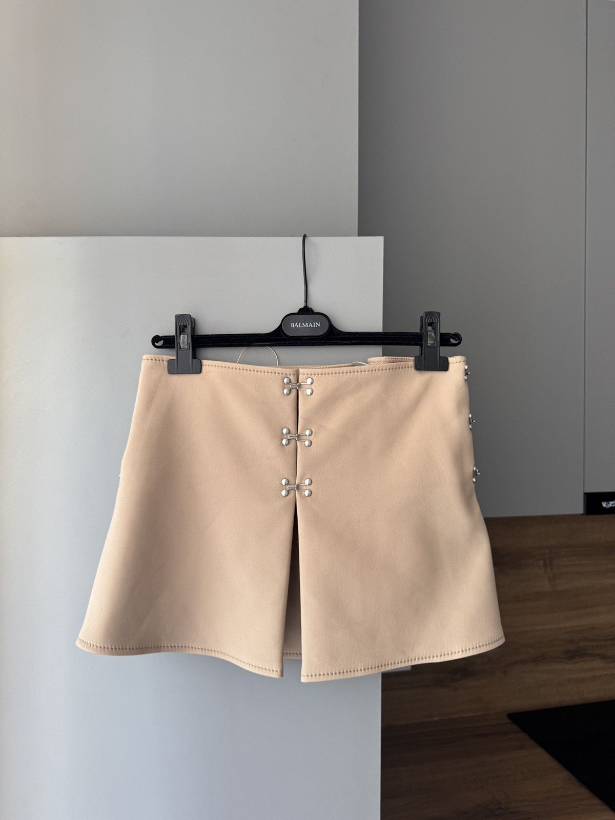 Dion Lee Dion Lee Hook Front Accordion Pleat Mini Skirt in Neutral Size 27" / US 4 / IT 40 - 2 Thumbnail