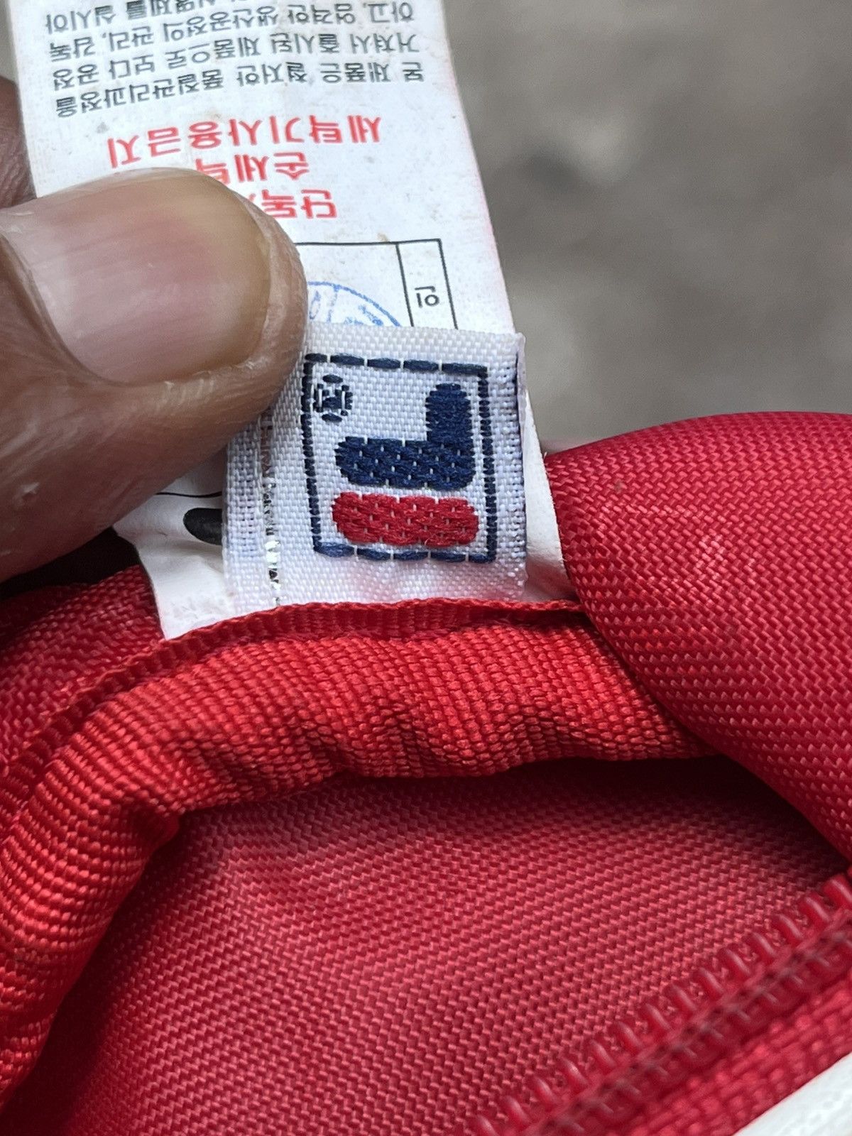 Fila VTG 2007 Fila "Spirito Sportivo" Mini Duffle Sling Bag Y2K Size ONE SIZE - 20 Thumbnail
