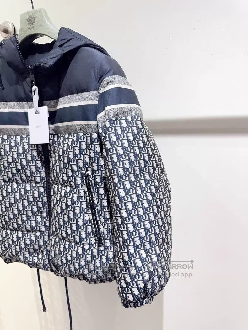 Dior Dior Full logo jacket Size XS / US 0-2 / IT 36-38 - 2 Thumbnail