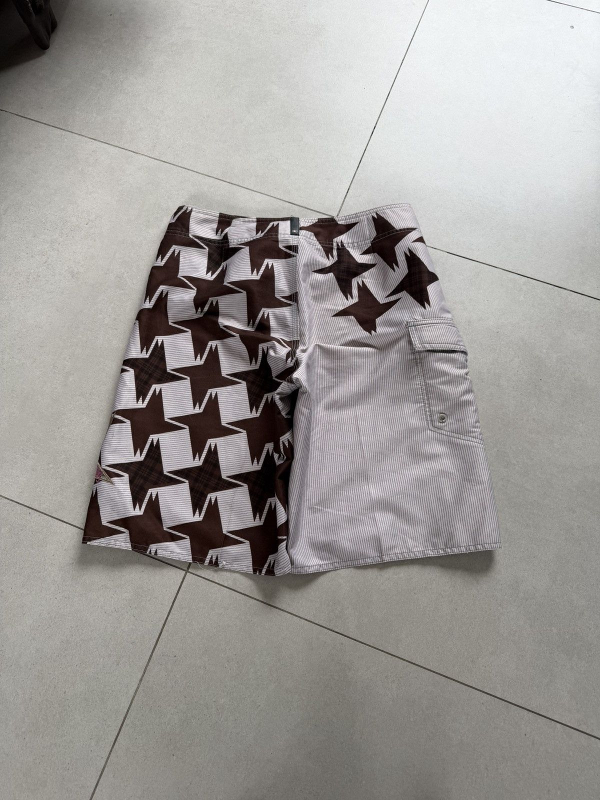 O'Neill Oneill Stars Boardies Size US 32 / EU 48 - 2 Thumbnail