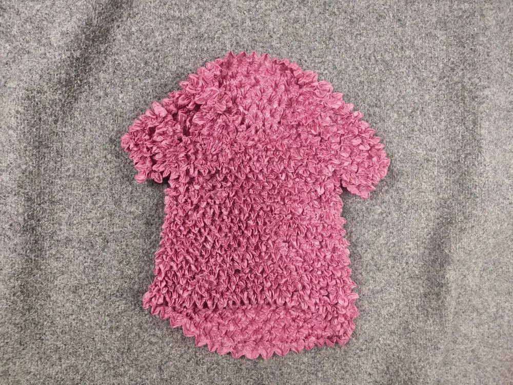 Japanese Brand Vintage Y2K Short Stretchy Top Issey Miyake Pleats Style Size M / US 6-8 / IT 42-44 - 1 Thumbnail