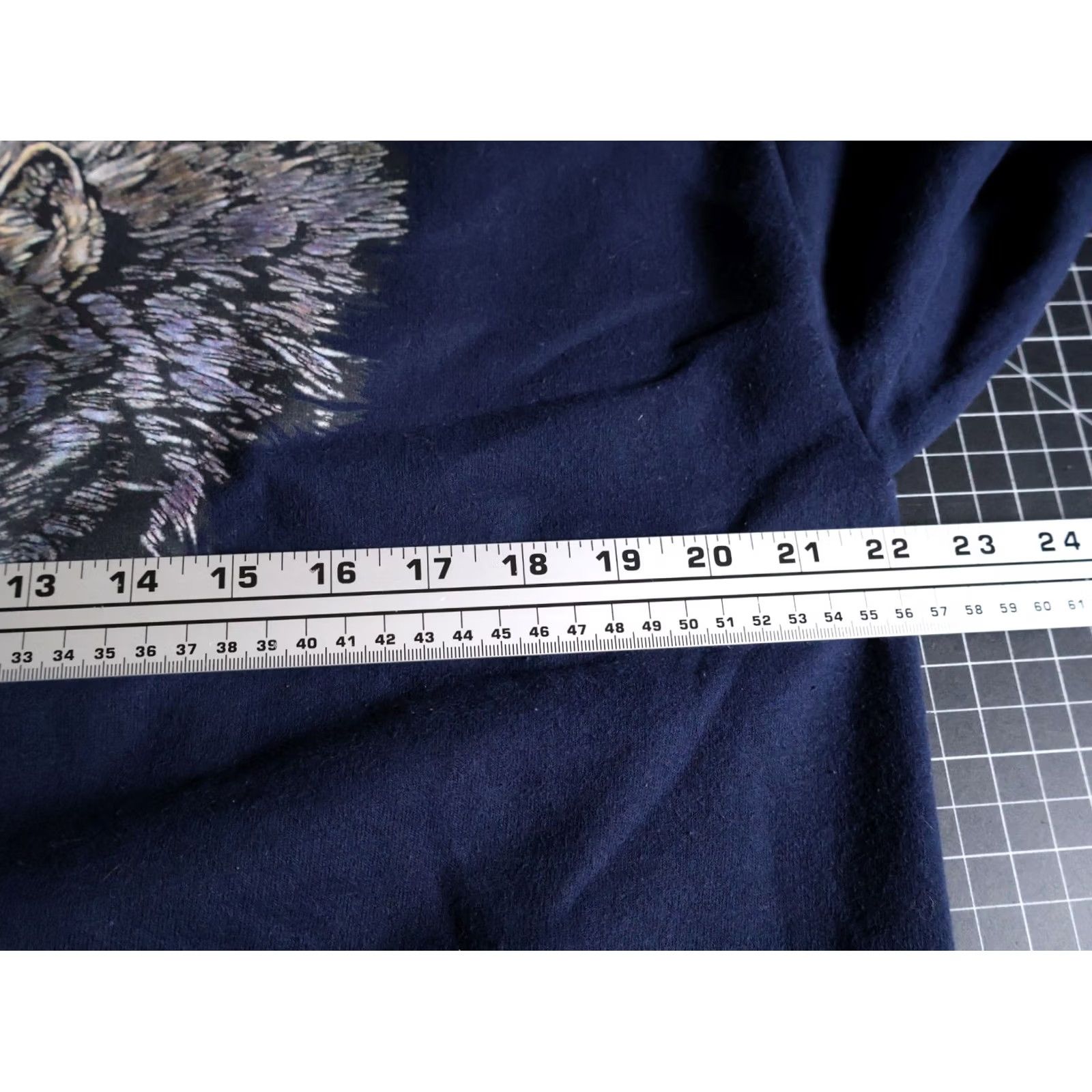 Jerzees VINTAGE Jerzees Wolf Moon Sweatshirt Men Large Dark Blue Crewneck Distressed Graphic Print 90s Theme Animals Nature Size US L / EU 52-54 / 3 - 5 Thumbnail