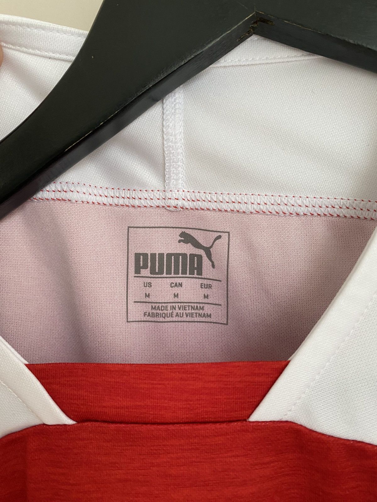 Puma ARSENAL 2018 2019 HOME FOOTBALL SHIRT SOCCER JERSEY PUMA Size US M / EU 48-50 / 2 - 4 Thumbnail