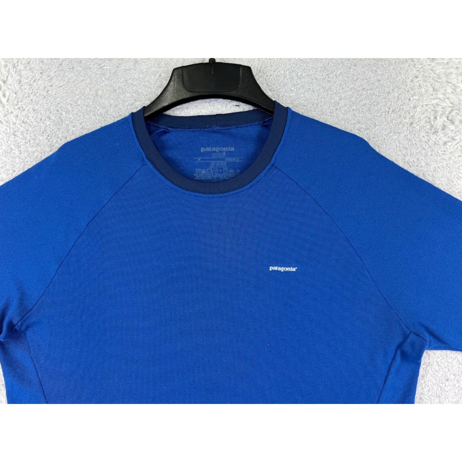 Patagonia Patagonia Shirt Men Medium Blue Long Sleeve Crew Neck Polyester Waffle Knit Logo All Seasons USA Men’s M Size US M / EU 48-50 / 2 - 4 Thumbnail