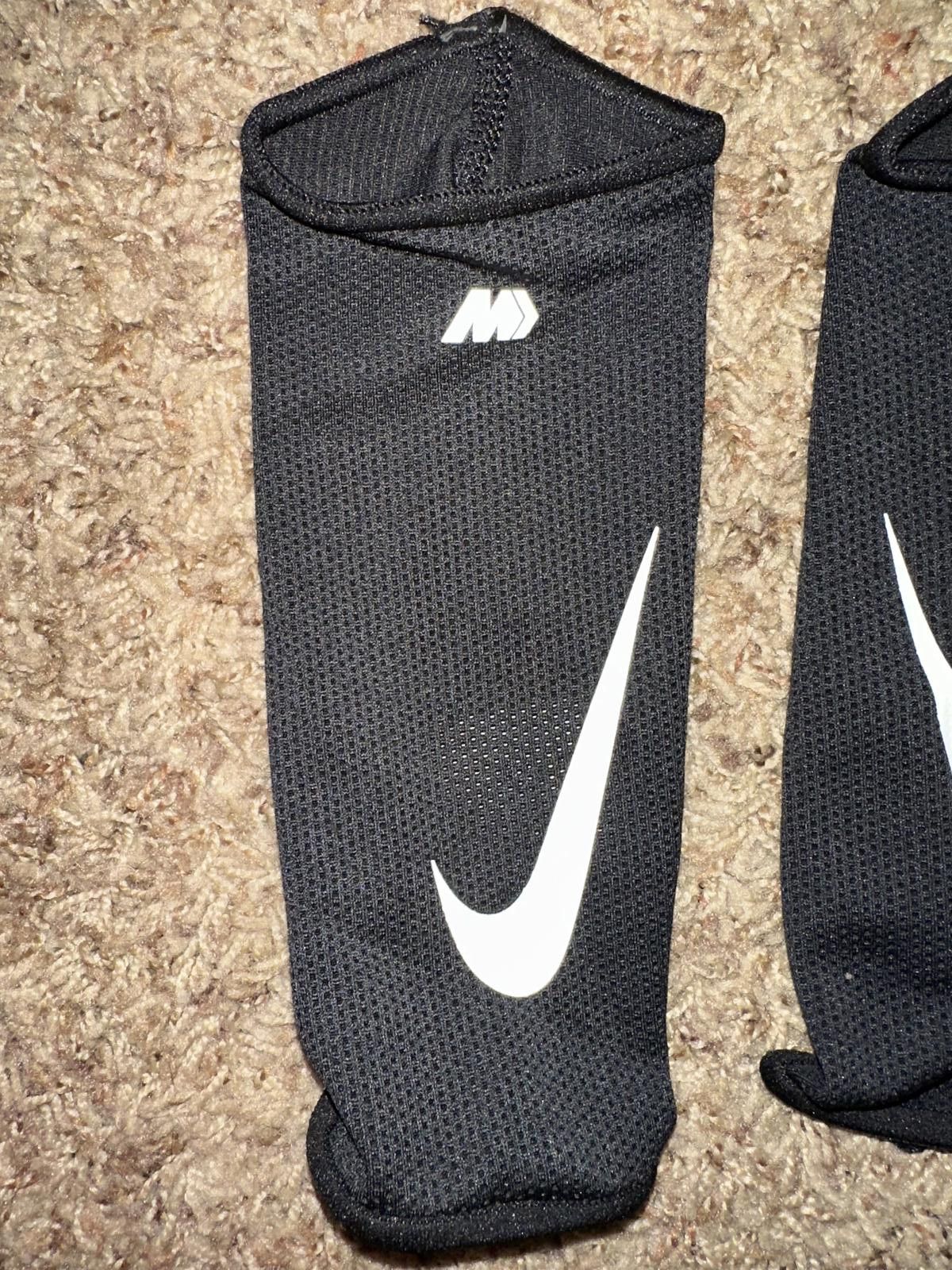 Nike Nike Mercurial Lite Soccer Shin Guards Sample Size ONE SIZE - 10 Thumbnail