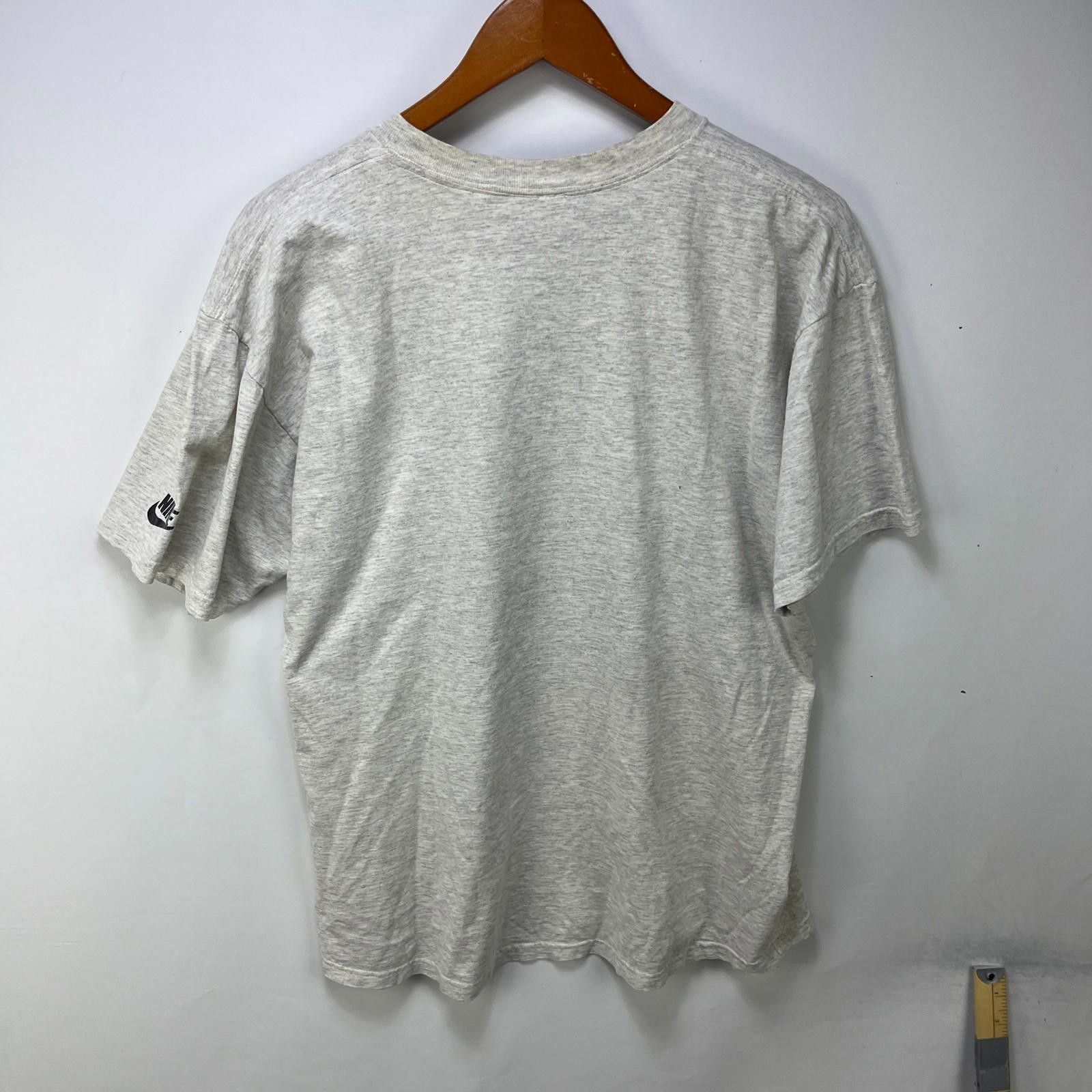 Nike Vintage 90s Michael Jordan's Restaurant Nike T-Shirt Large Size US L / EU 52-54 / 3 - 10 Thumbnail