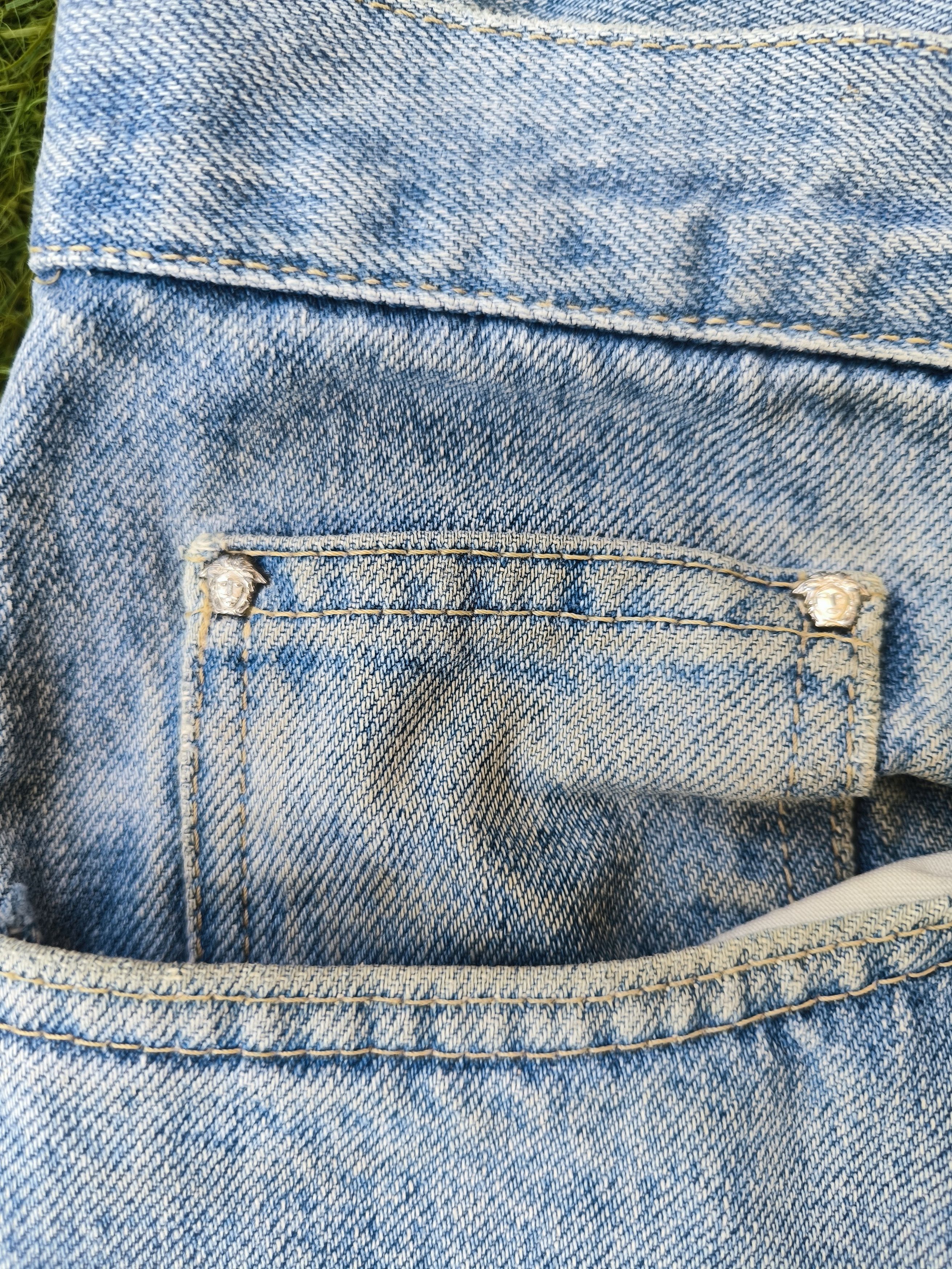 Versace Jeans Couture Vintage 90's Versace Jeans Couture Light Wash Denim Jeans Size US 44 / EU 60 - 5 Thumbnail