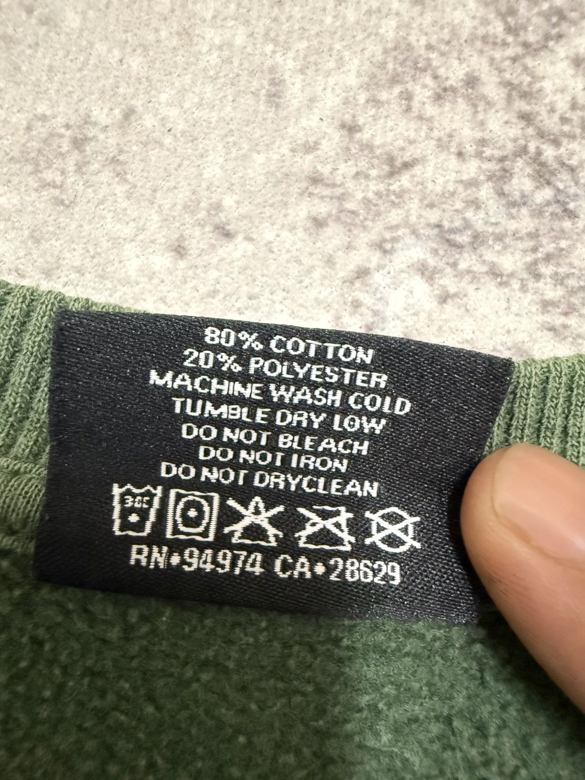 Stussy Stussy Emdroidery Center Logo Distressed Sweatshirt Size US XL / EU 56 / 4 - 9 Thumbnail