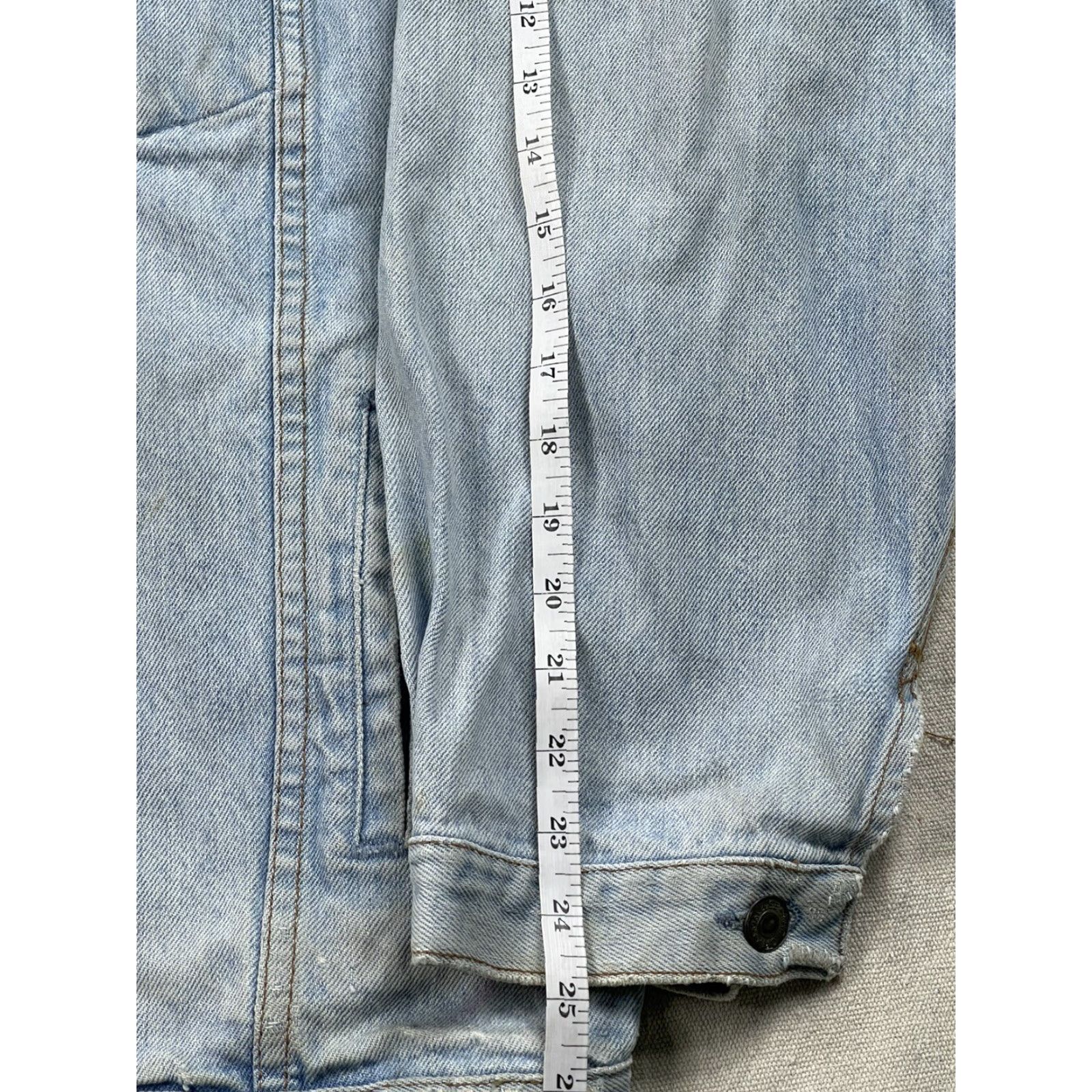 Gap VINTAGE Gap Denim Jeans Jacket Trucker Light Distressed Blue XL Mens American Classic 90s Jacket Denim/Coat Size US 36 / EU 52 - 7 Thumbnail