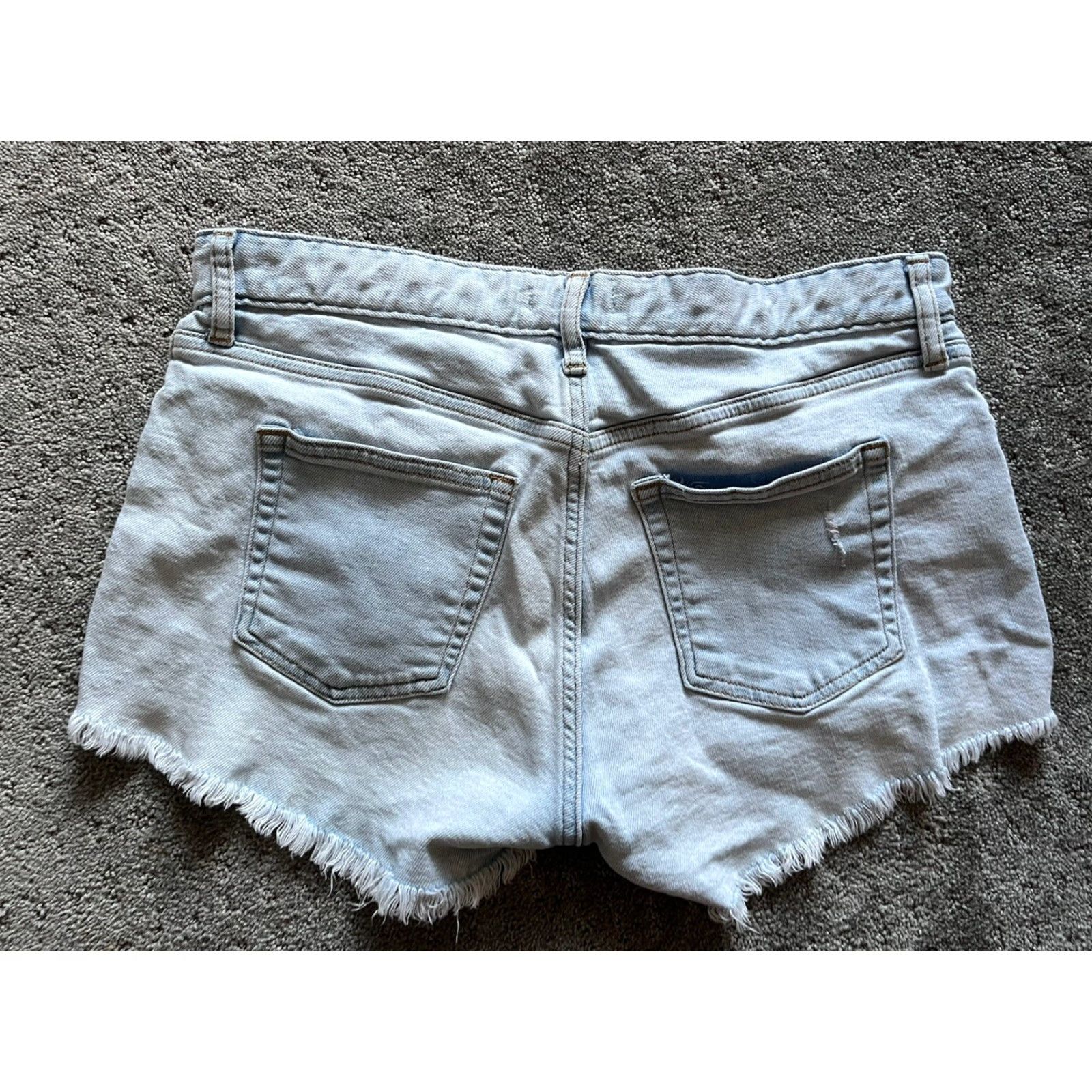 H&M VINTAGE H&M High Waisted Blue Denim Shorts Women Regular Size 8 In Great Condition Blue 8in Inseam Size 30" / US 8 / IT 44 - 2 Thumbnail