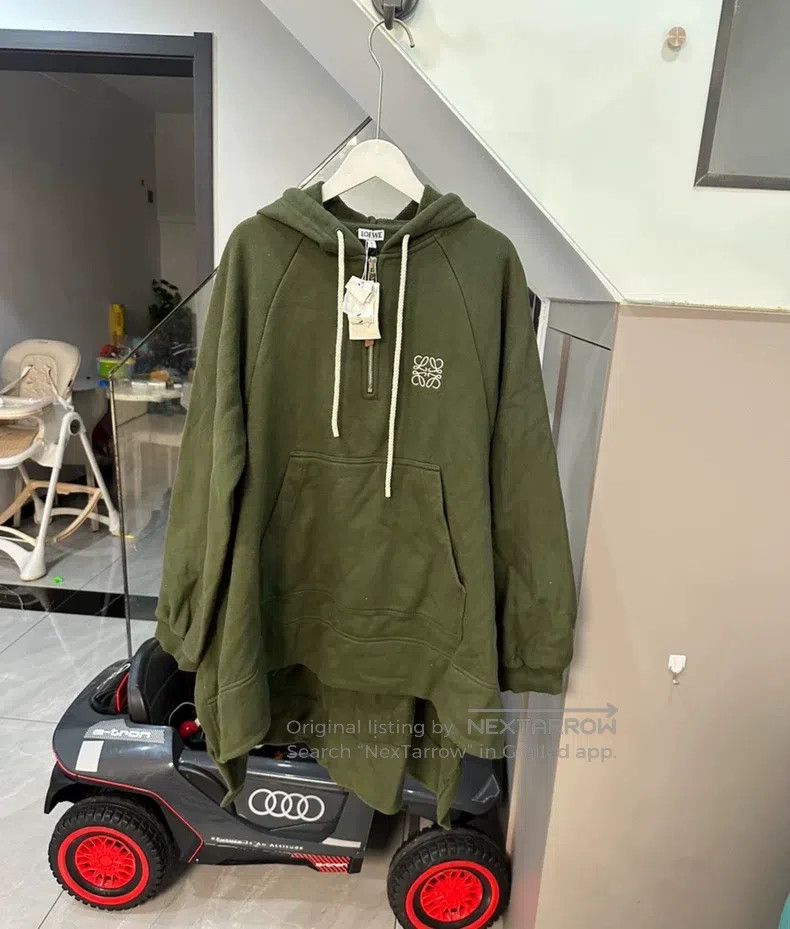 Loewe Loewe Autumn/Winter limited edition hoodie Size XS / US 0-2 / IT 36-38 - 1 Thumbnail