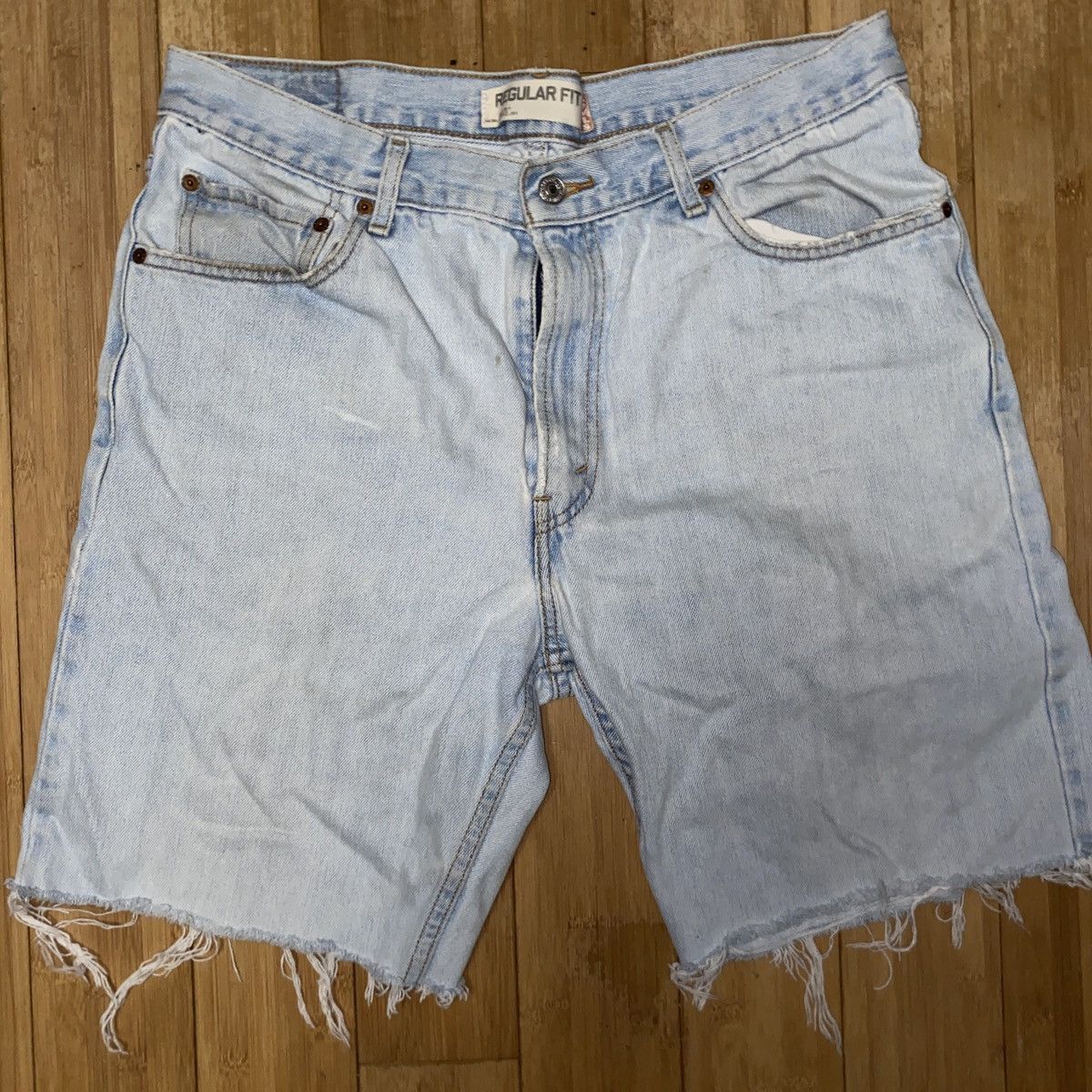Levi's Vintage Levi Light Wash Jorts Size US 36 / EU 52 - 3 Thumbnail