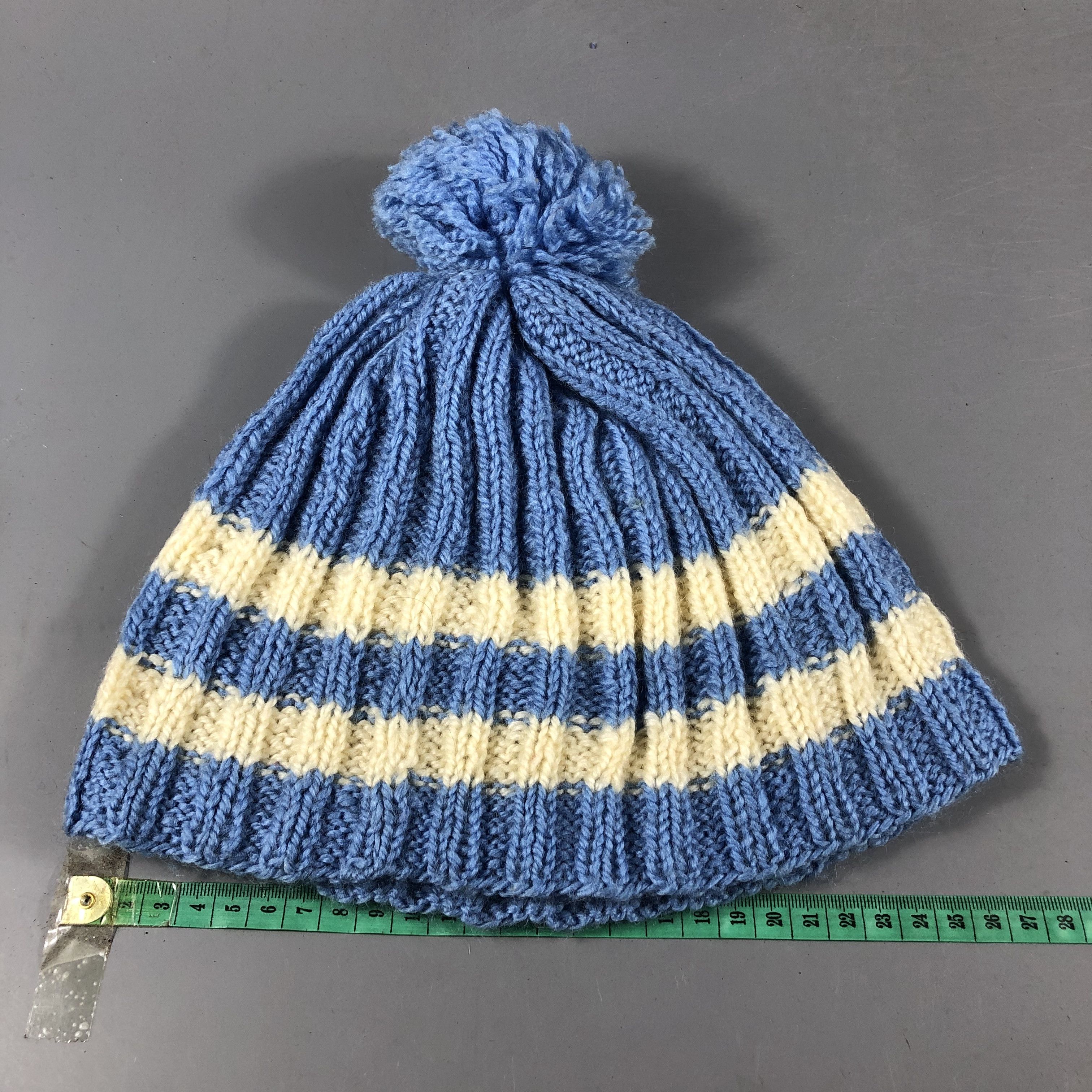 Vintage Unknown Pleated Knit Bobble Beanie Snowcap Snow Hat B980 Size ONE SIZE - 3 Thumbnail