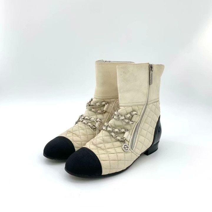 Chanel Chanel Quilted Chain Zip Short Boots Size US 5 / IT 35 - 1 Thumbnail