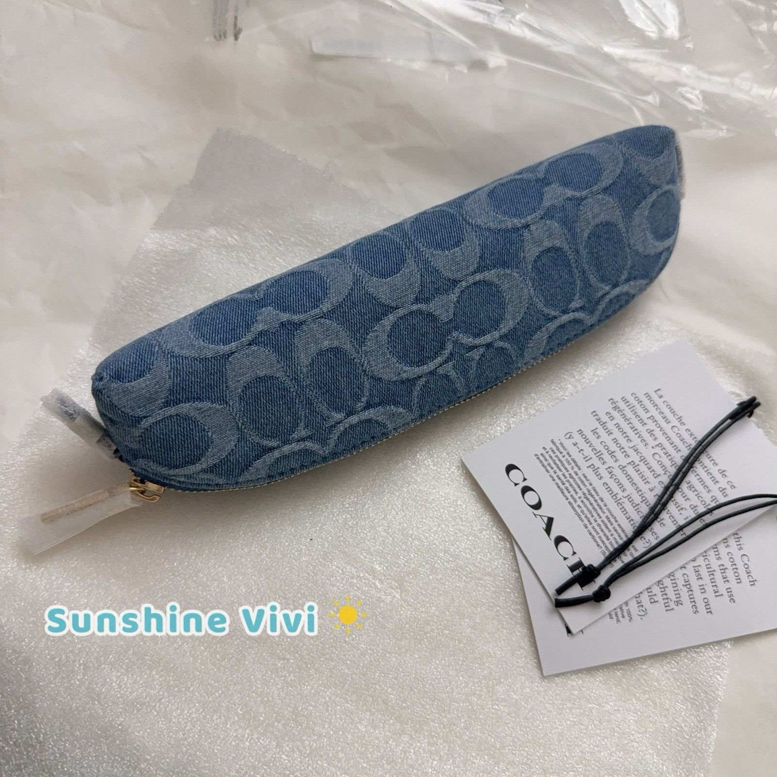 Coach NWT Coach Pencil Case In Signature Denim CDC10 Gold/Indigo Size ONE SIZE - 4 Thumbnail