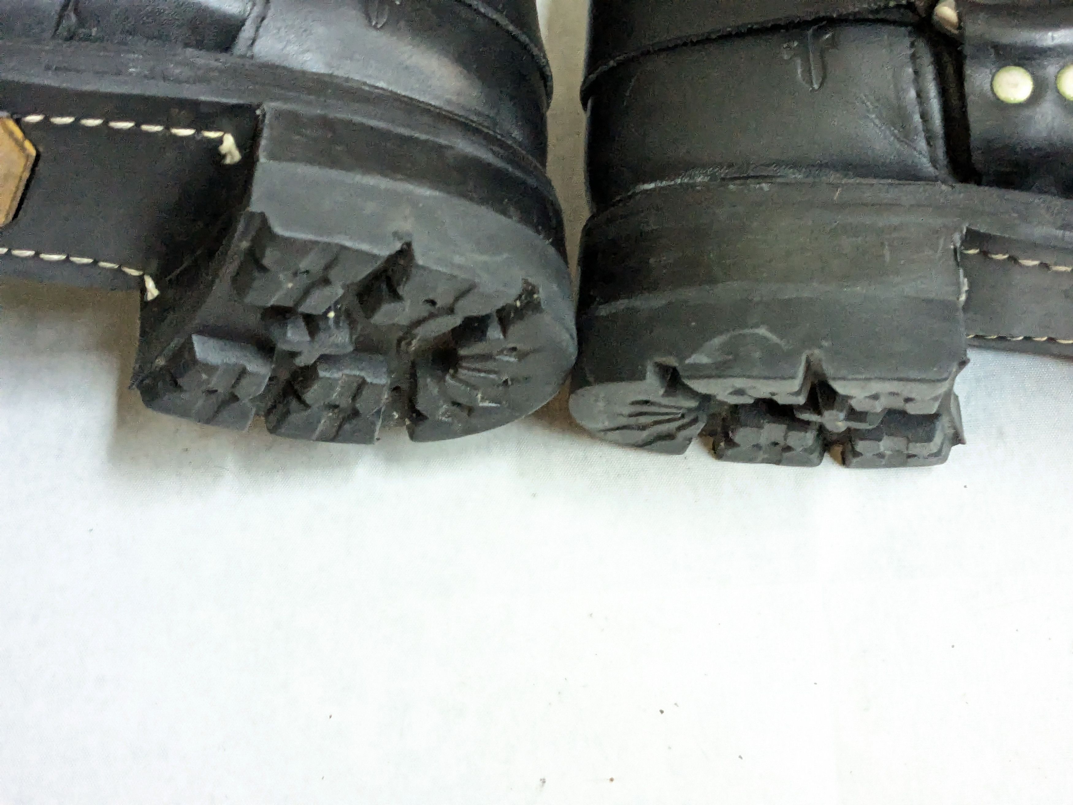 Frye Frye Harness Boots Black Leather 10.5 M Vibram Size US 10.5 / EU 43-44 - 17 Thumbnail